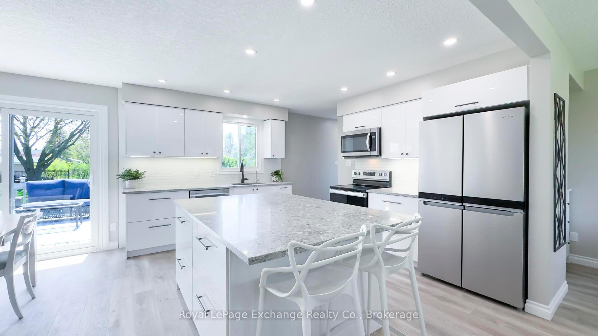 Photo 16 of 176 Nelson Street, Kincardine — HOMEH