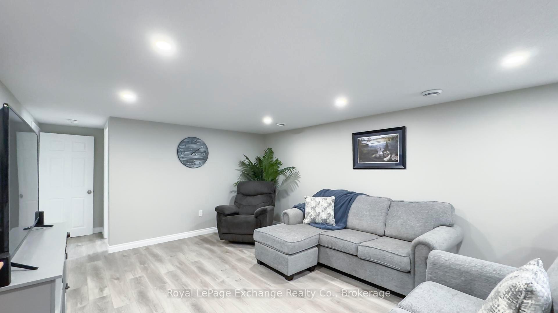 Photo 34 of 176 Nelson Street, Kincardine — HOMEH
