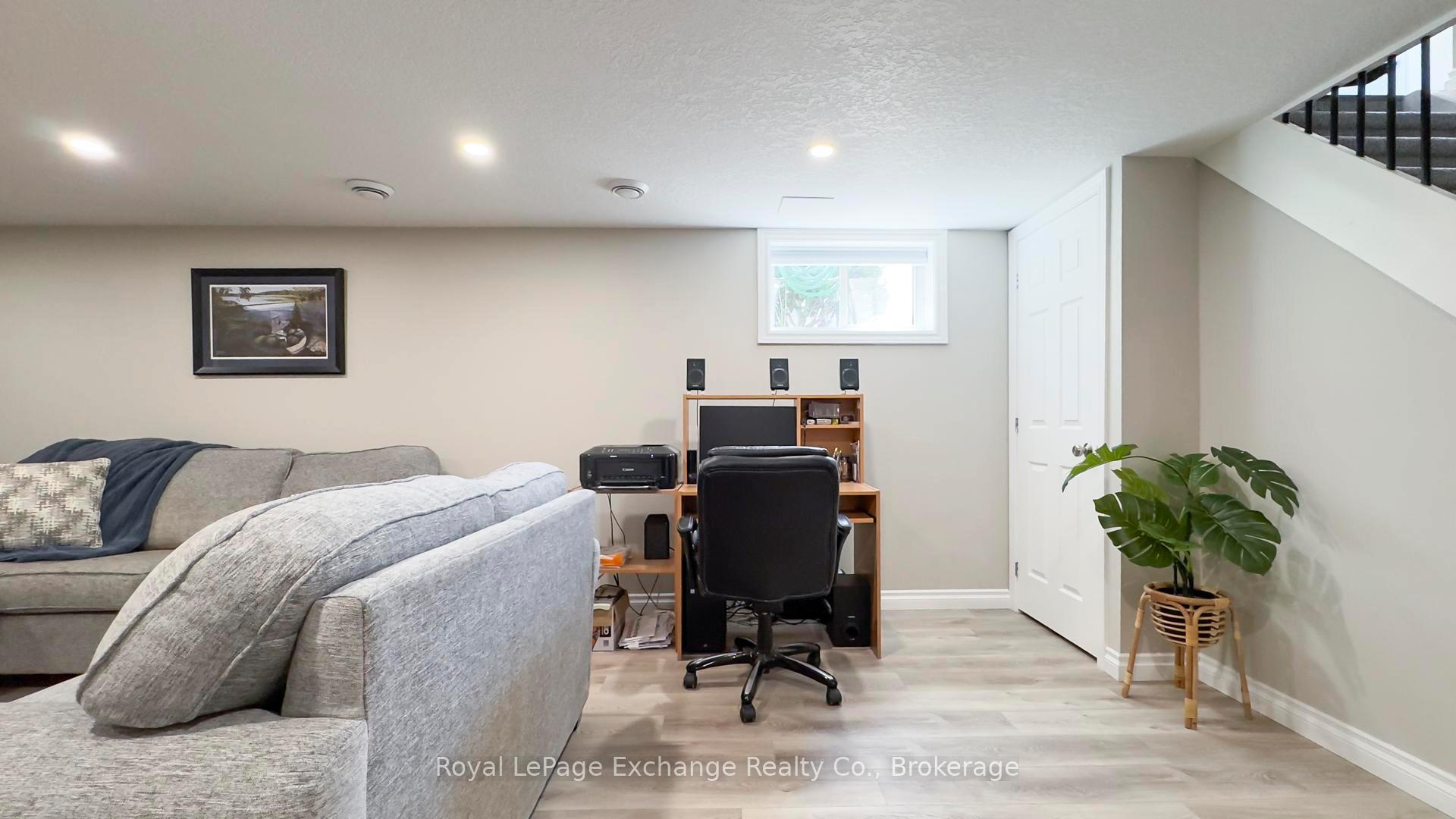 Photo 35 of 176 Nelson Street, Kincardine — HOMEH