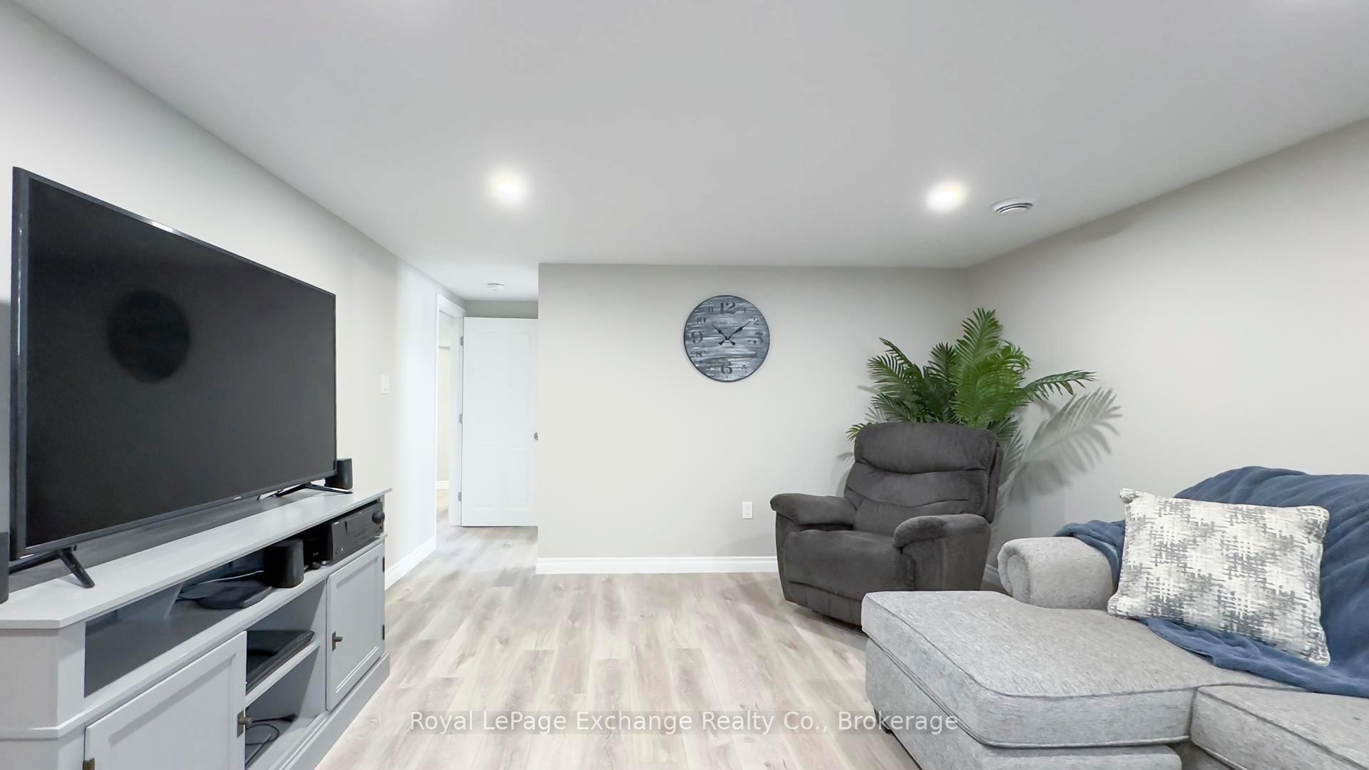 Photo 36 of 176 Nelson Street, Kincardine — HOMEH