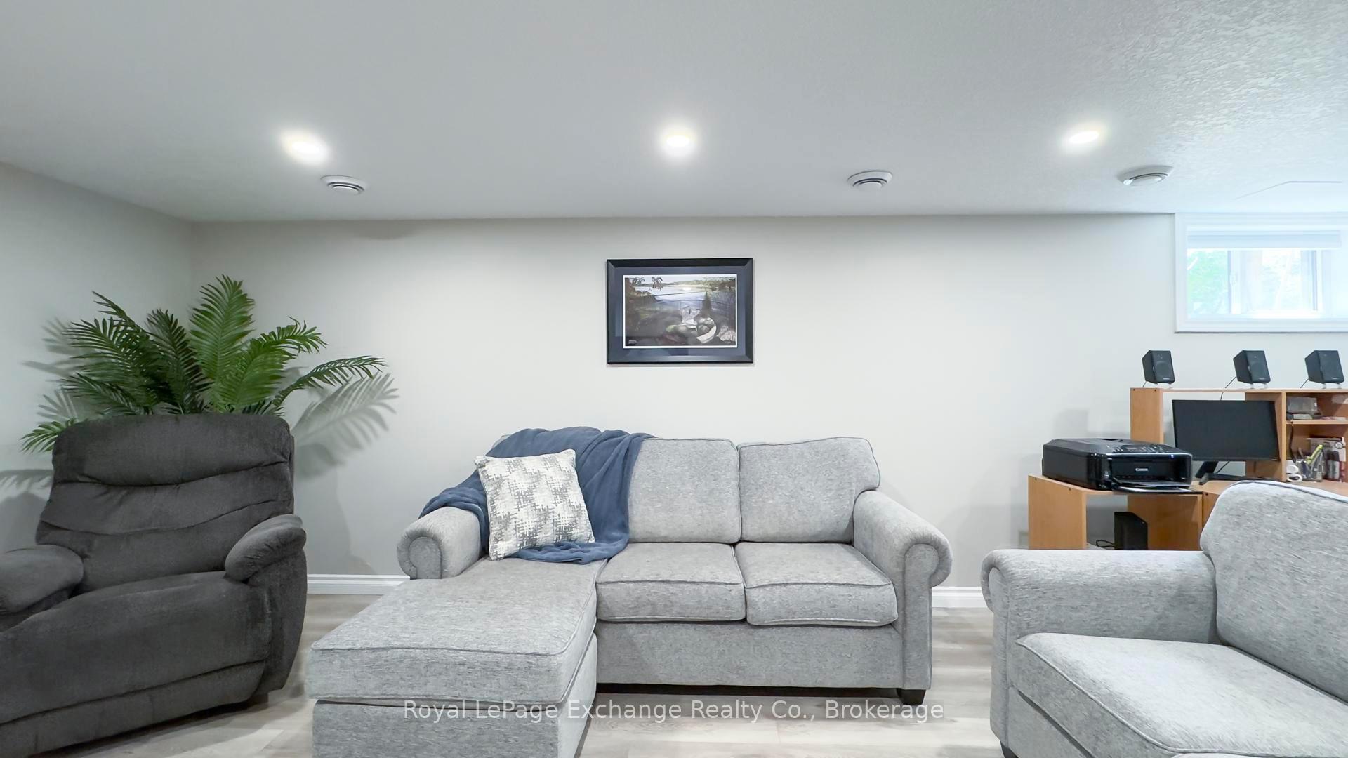 Photo 37 of 176 Nelson Street, Kincardine — HOMEH