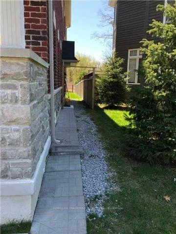 Photo 2 of Unit Bsmt, 14 Moore's Court, Markham, Box Grove — HOMEH