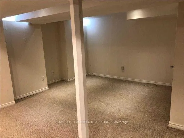 Photo 4 of Unit Bsmt, 14 Moore's Court, Markham, Box Grove — HOMEH