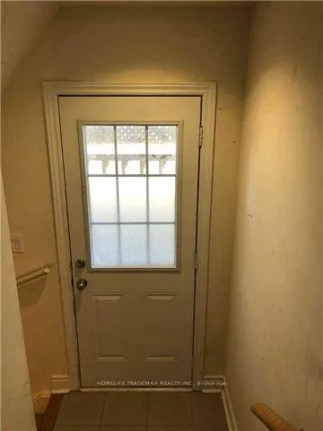Photo 6 of Unit Bsmt, 14 Moore's Court, Markham, Box Grove — HOMEH