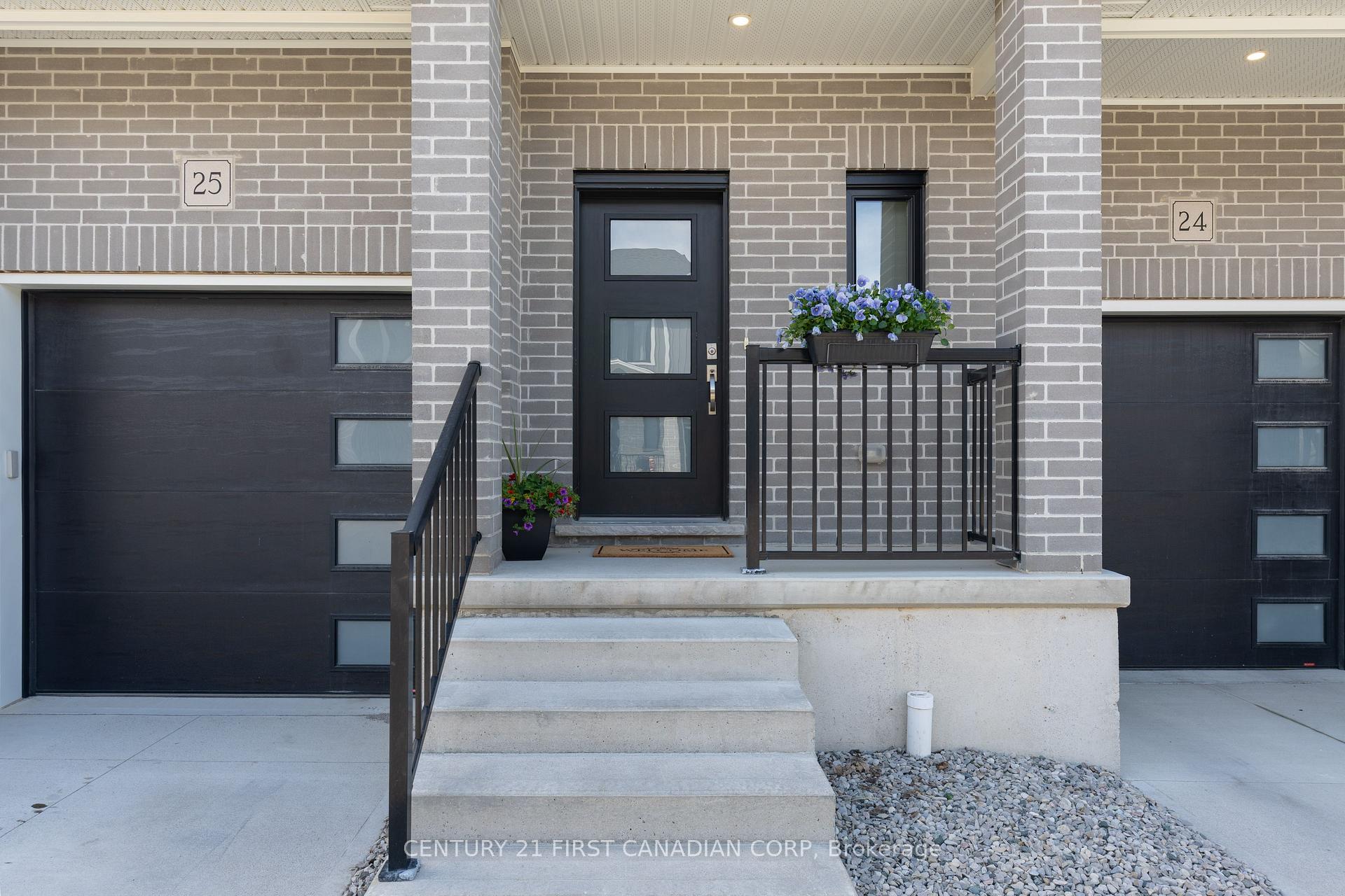 Photo 4 of Unit 24, 1 Miller Drive, Lucan Biddulph, Lucan — HOMEH