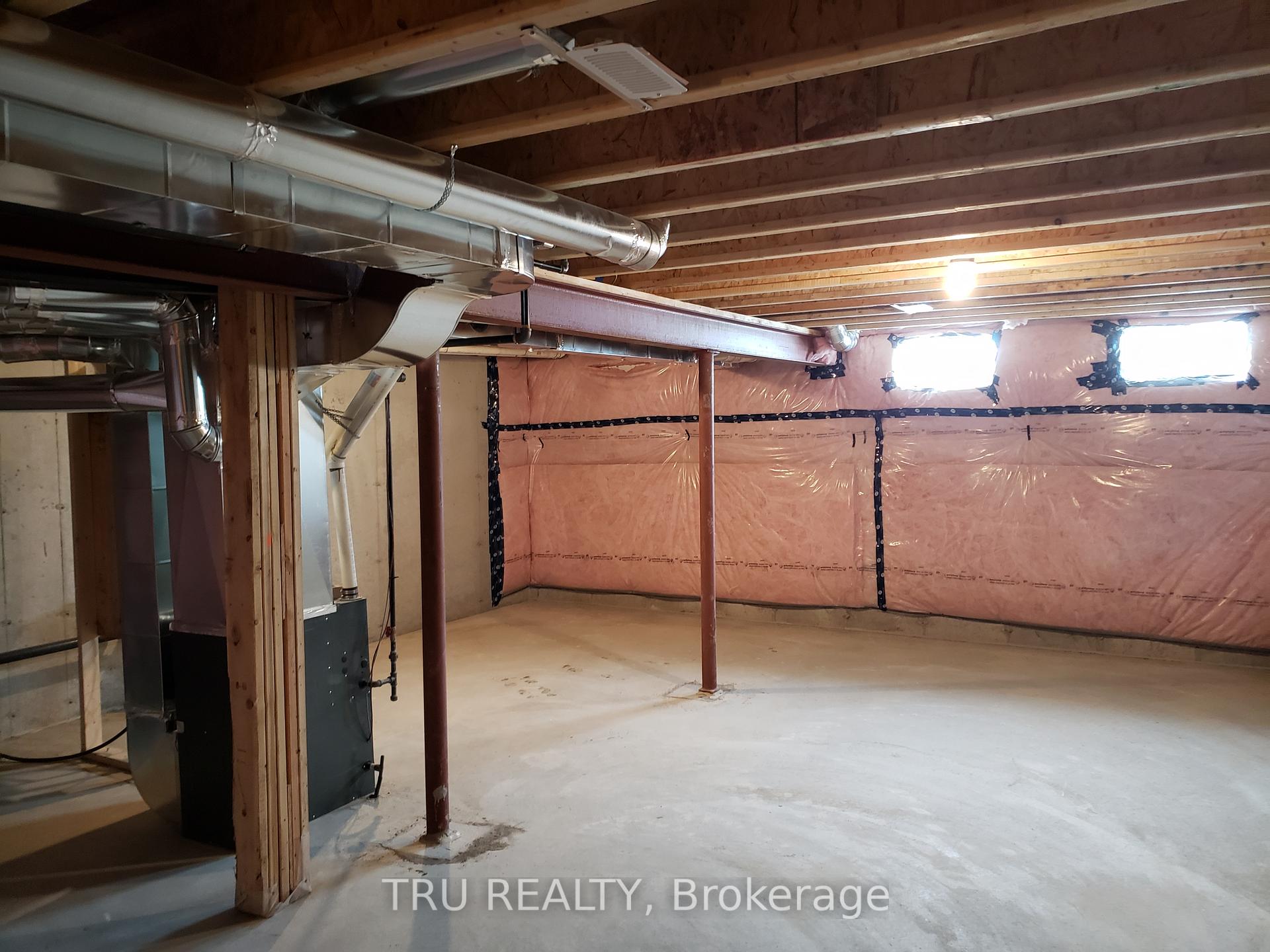 Photo 11 of 524 Cope Drive, Ottawa, Kanata - Emerald Meadows/Trailwest — HOMEH