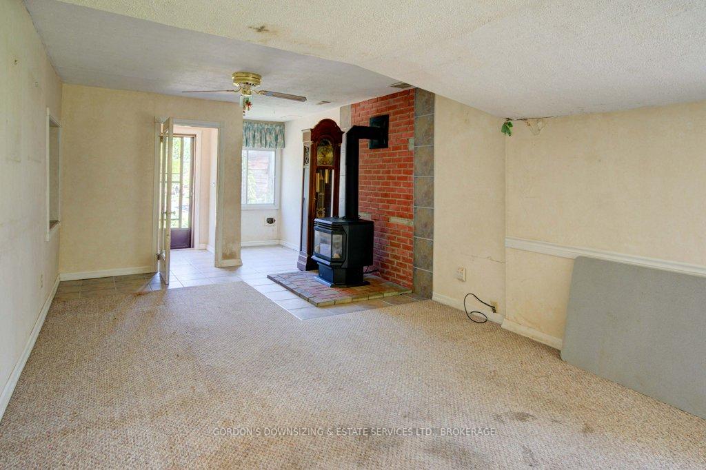 Photo 14 of 737 Chatterson Road, Loyalist, Lennox and Addington - South — HOMEH