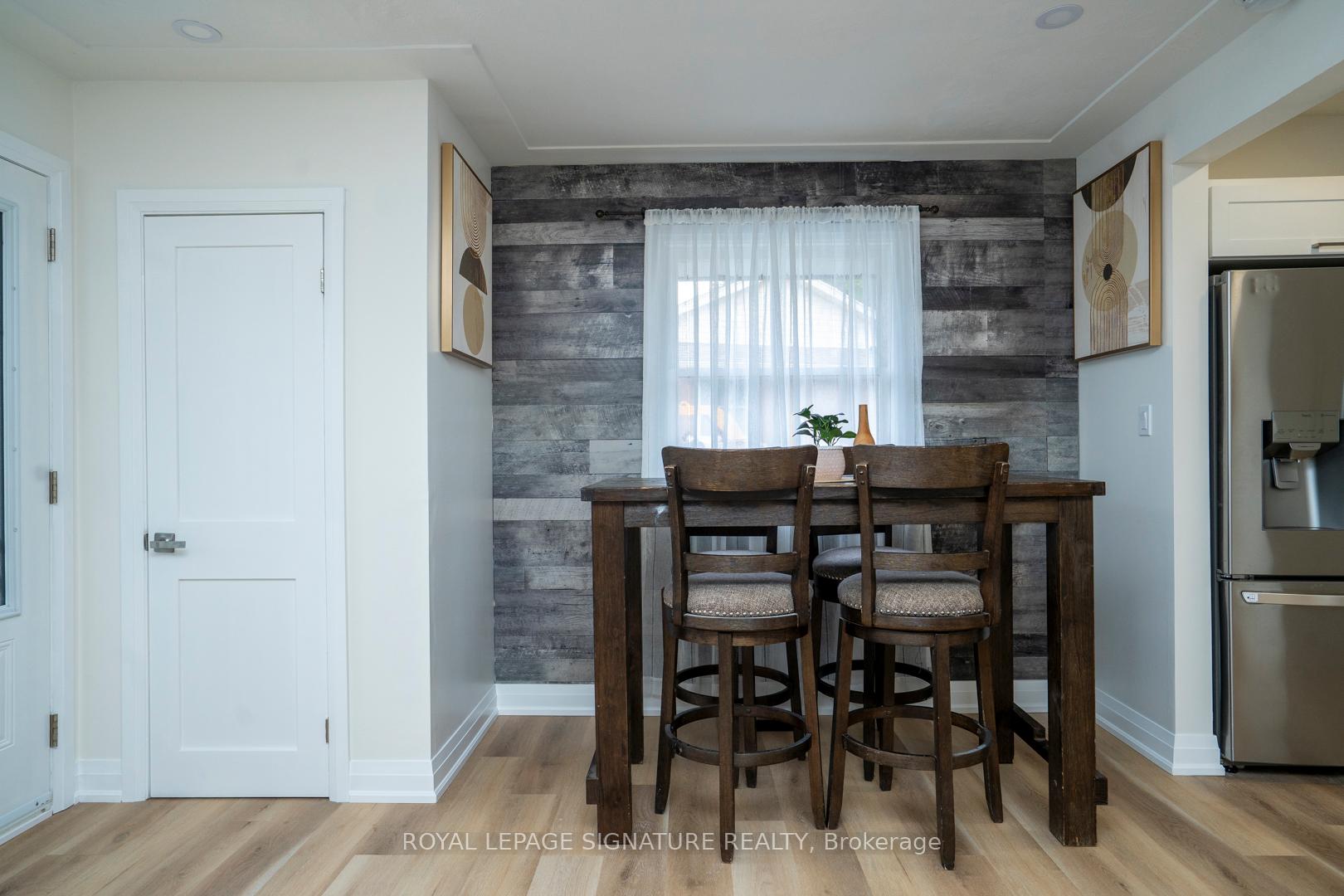 Photo 5 of 61 Broadmoor Avenue, Kitchener — HOMEH