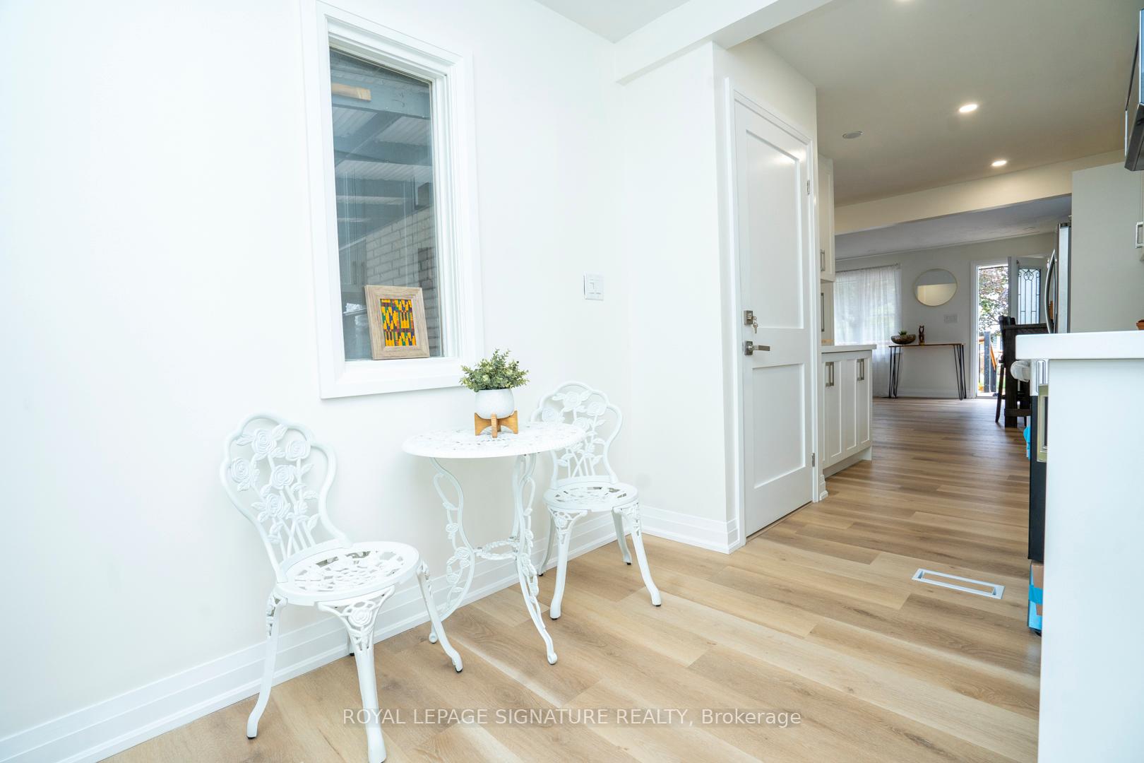 Photo 8 of 61 Broadmoor Avenue, Kitchener — HOMEH