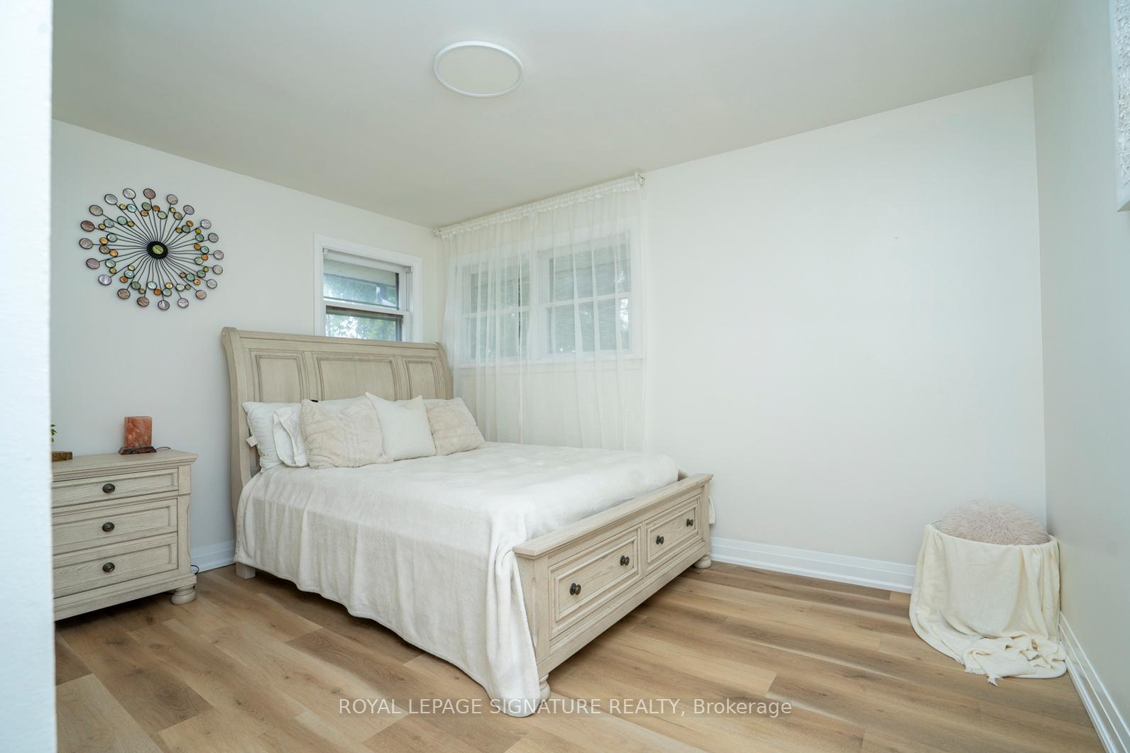 Photo 10 of 61 Broadmoor Avenue, Kitchener — HOMEH