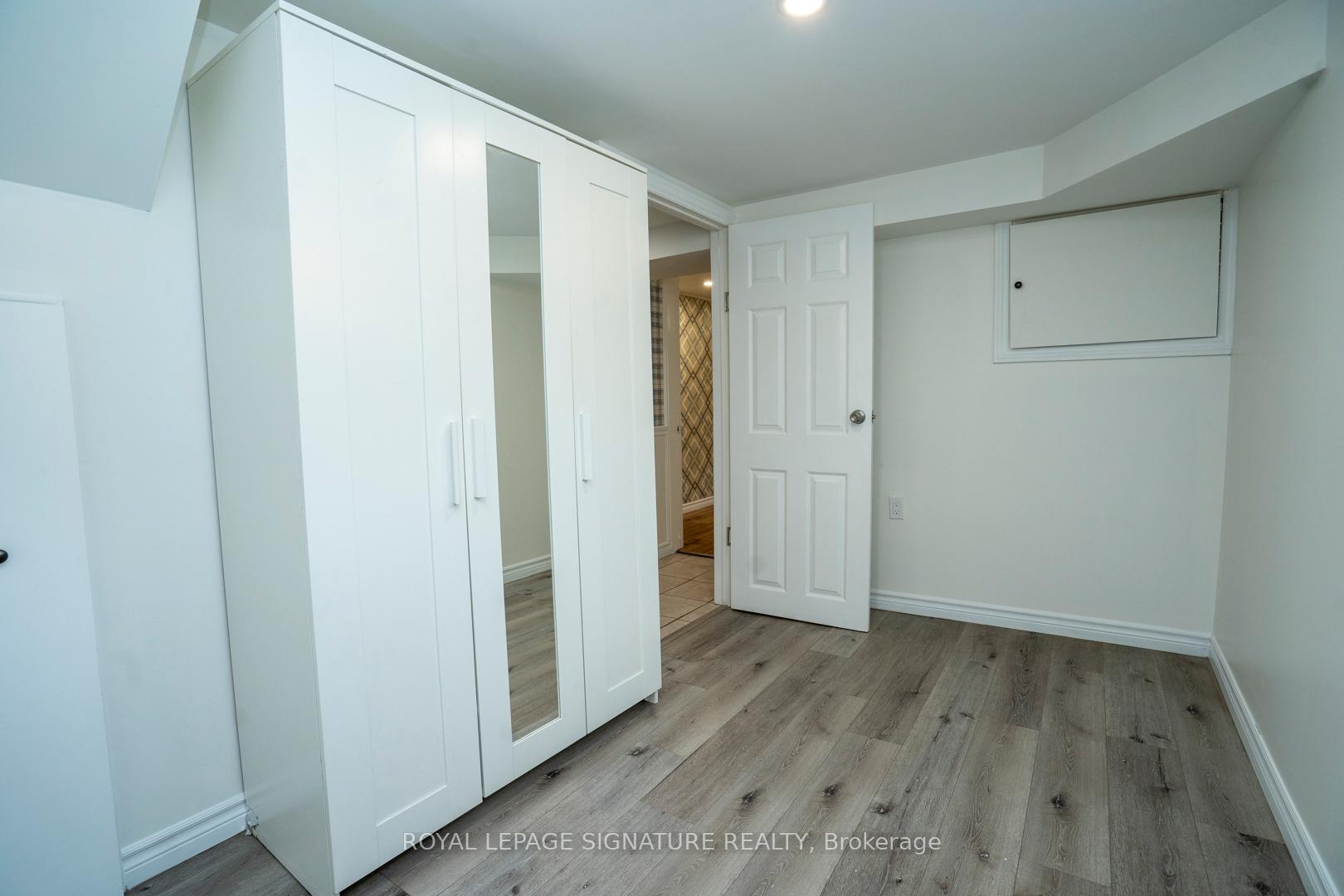 Photo 24 of 61 Broadmoor Avenue, Kitchener — HOMEH