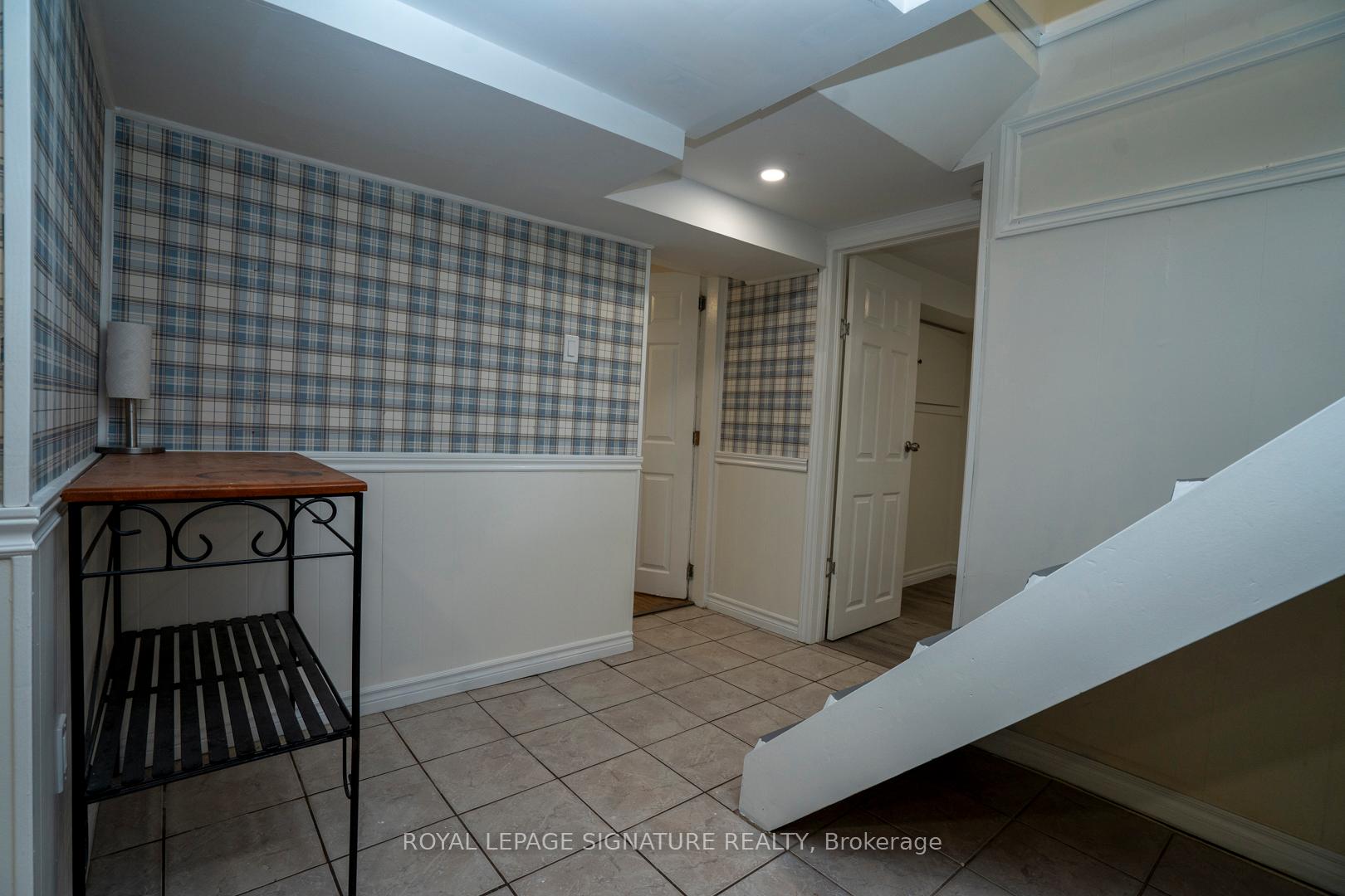 Photo 28 of 61 Broadmoor Avenue, Kitchener — HOMEH