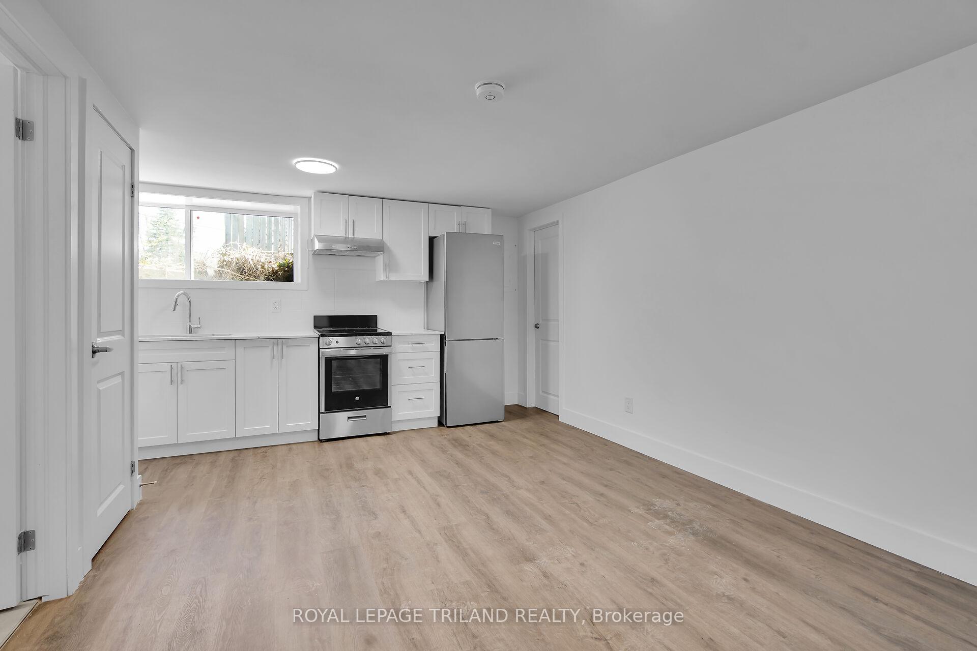 Front of Unit 22, 917 Hamilton Road
