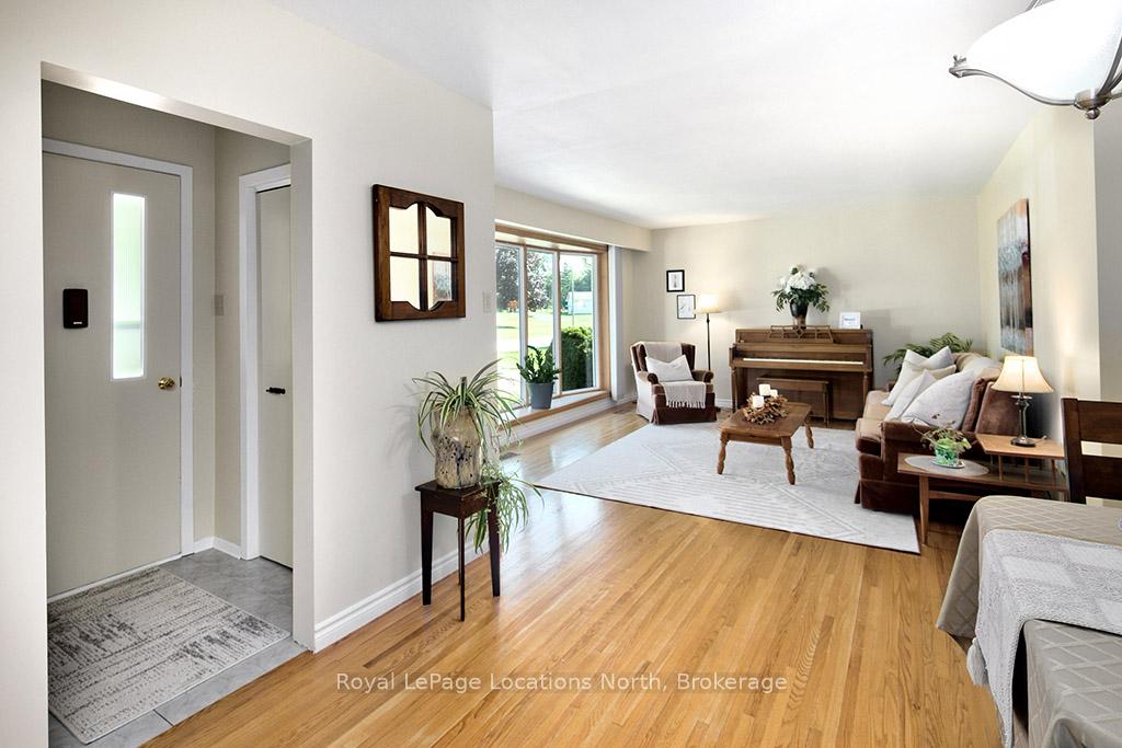 Photo 10 of 64 Ivan Street, Meaford — HOMEH