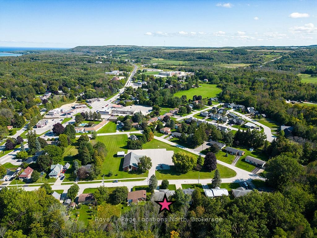 Photo 33 of 64 Ivan Street, Meaford — HOMEH