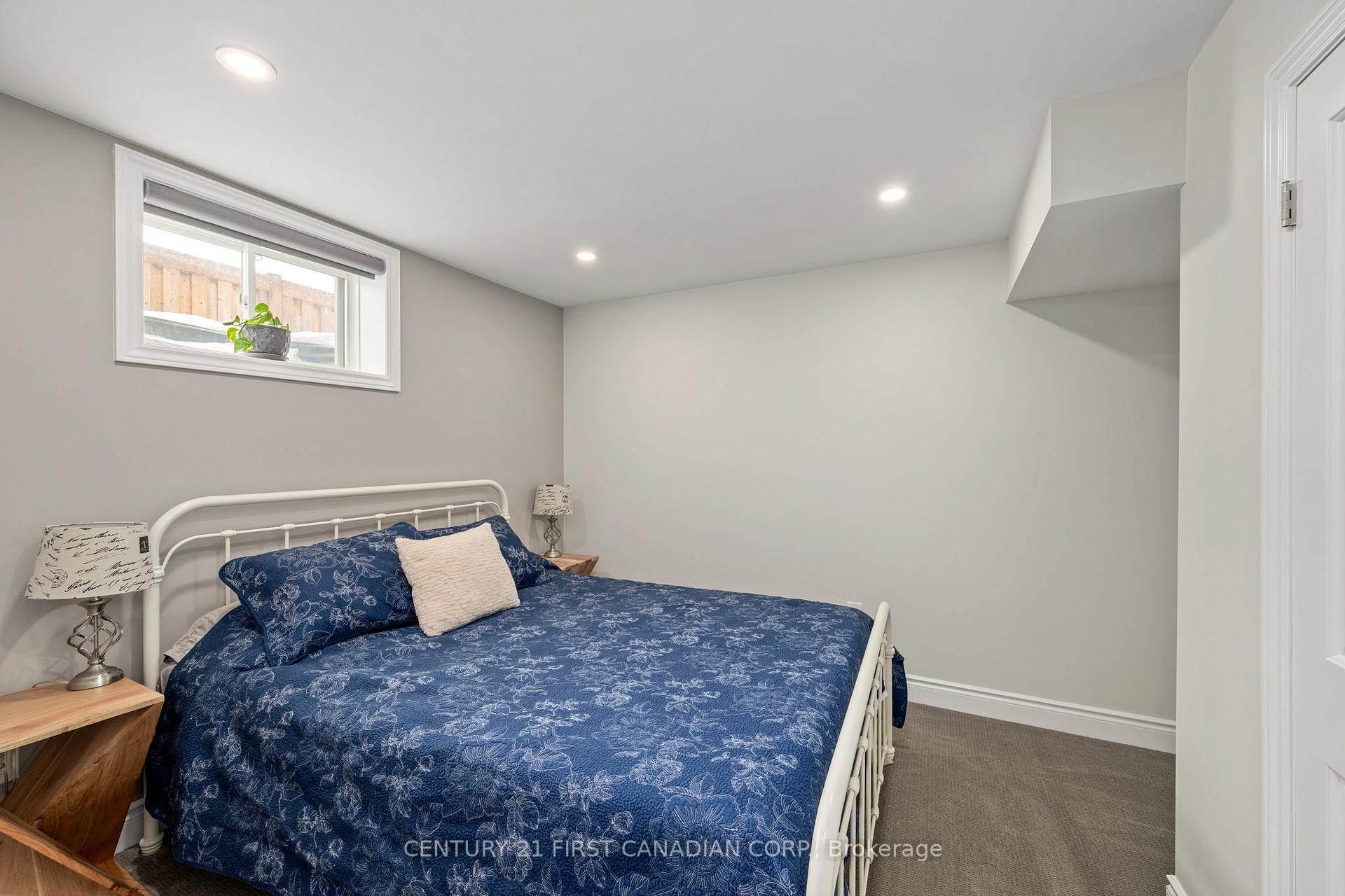 Photo 29 of 117 Gilmour Drive, Lucan Biddulph, Lucan — HOMEH