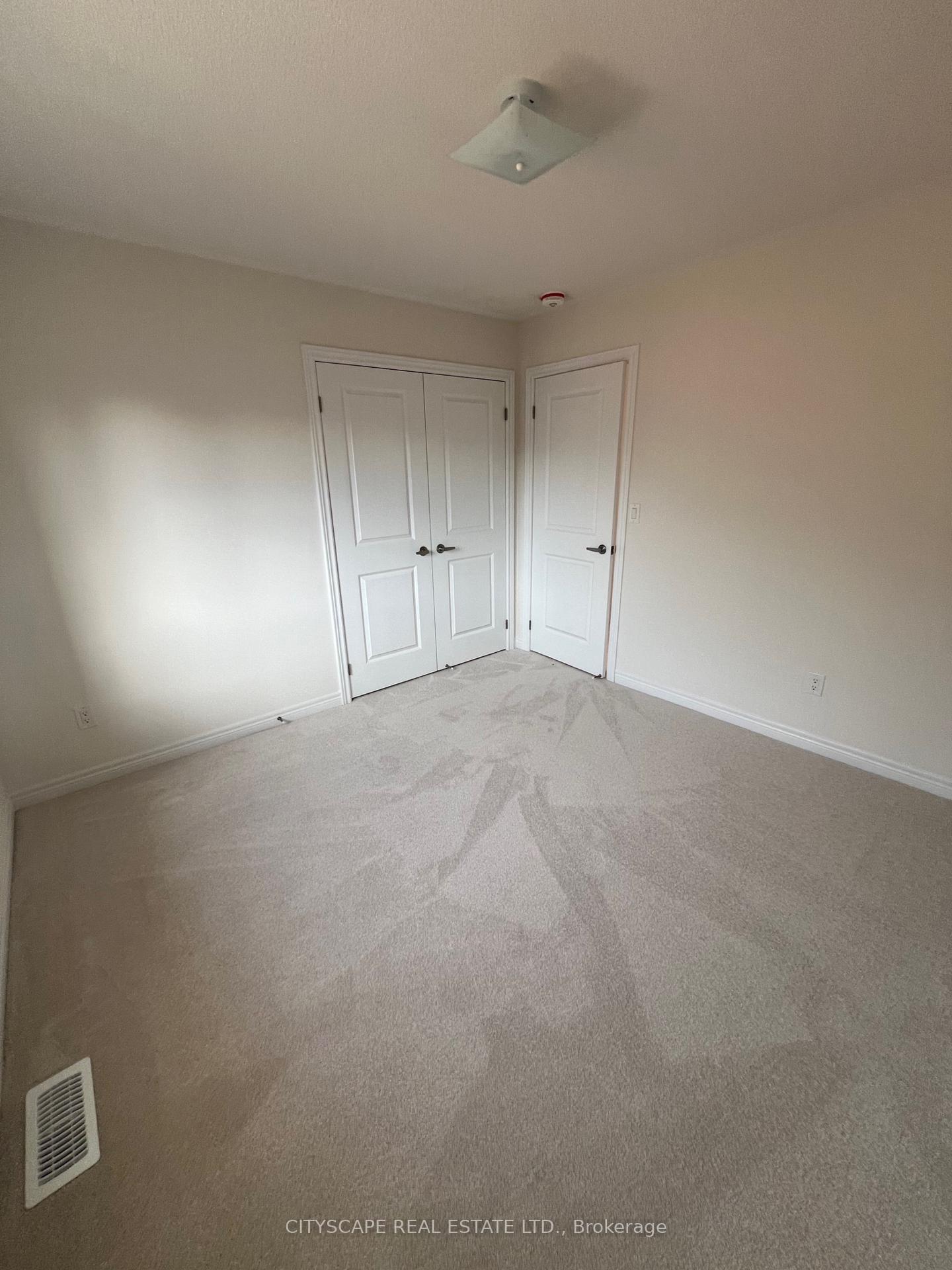 Photo 17 of 1392 Davis Loop Drive E, Innisfil, Lefroy — HOMEH