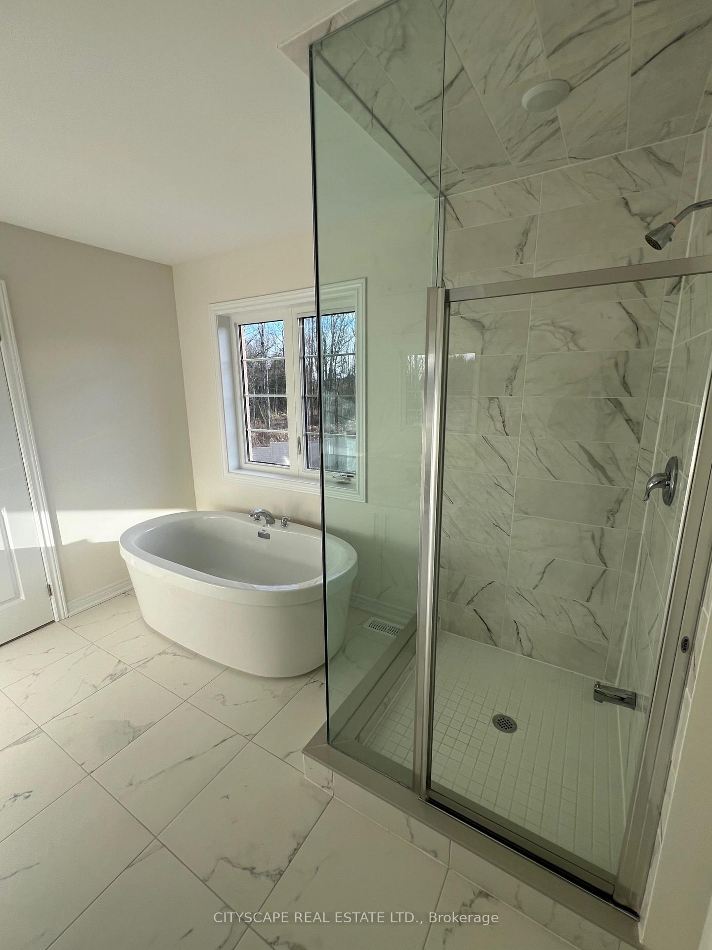 Photo 30 of 1392 Davis Loop Drive E, Innisfil, Lefroy — HOMEH