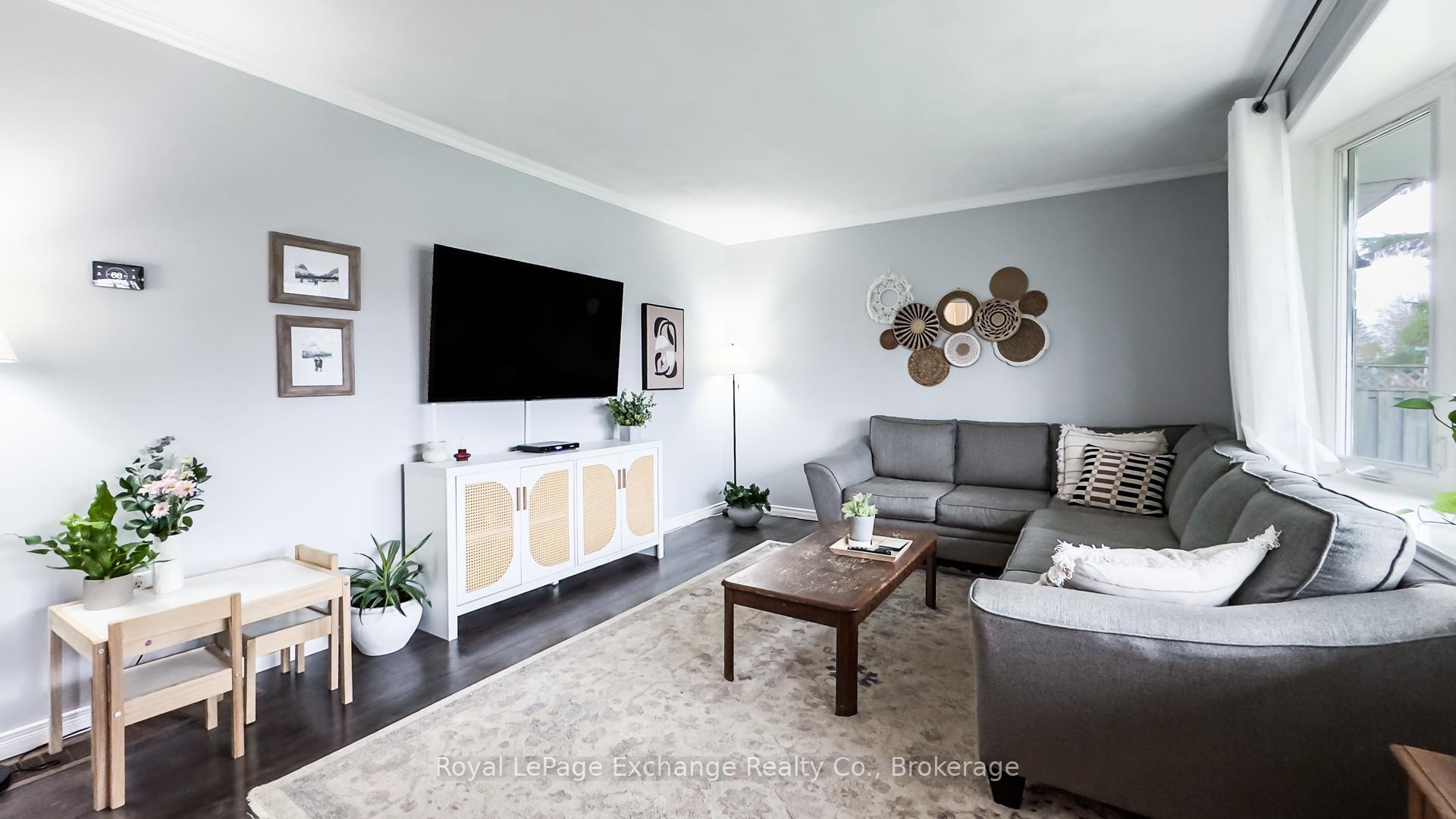 Photo 7 of 4 Inverlyn Crescent N, Kincardine — HOMEH