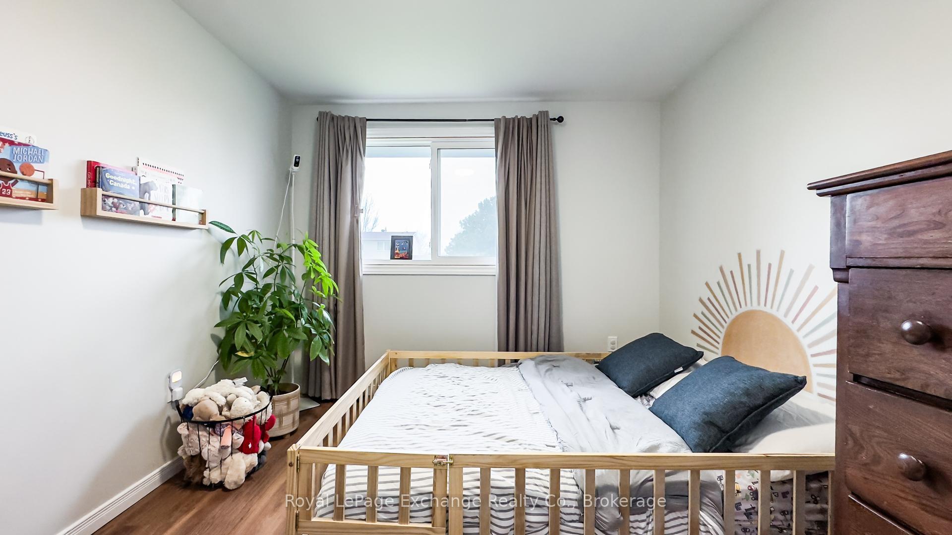 Photo 16 of 4 Inverlyn Crescent N, Kincardine — HOMEH