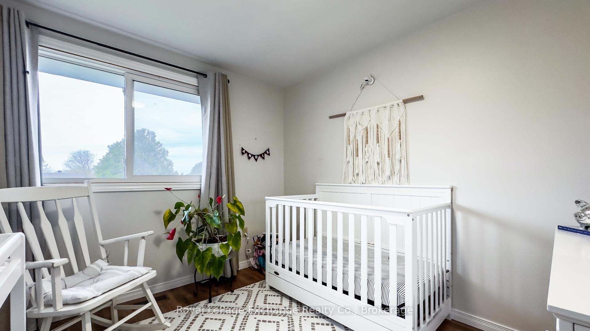 Photo 23 of 4 Inverlyn Crescent N, Kincardine — HOMEH