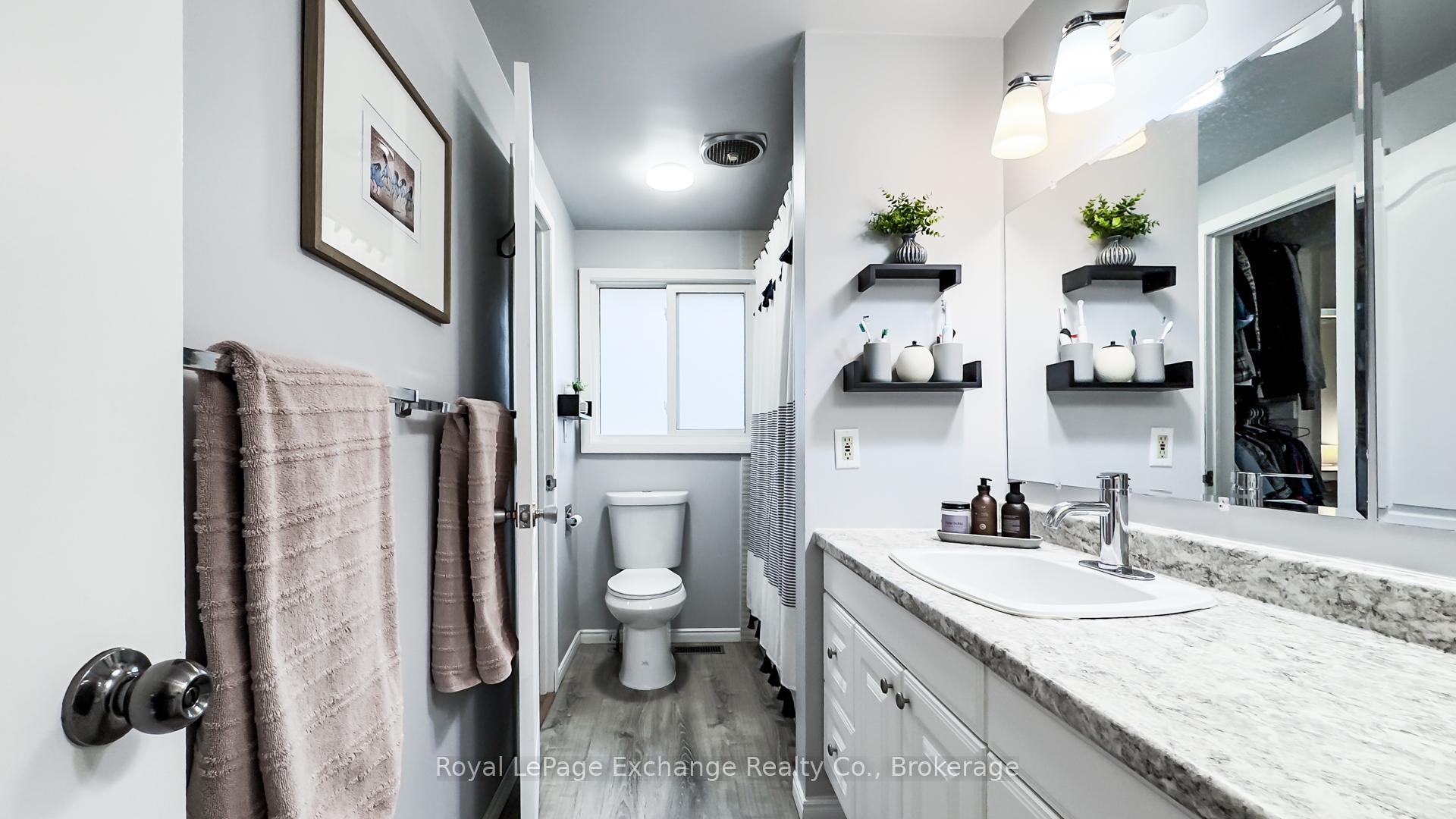 Photo 24 of 4 Inverlyn Crescent N, Kincardine — HOMEH