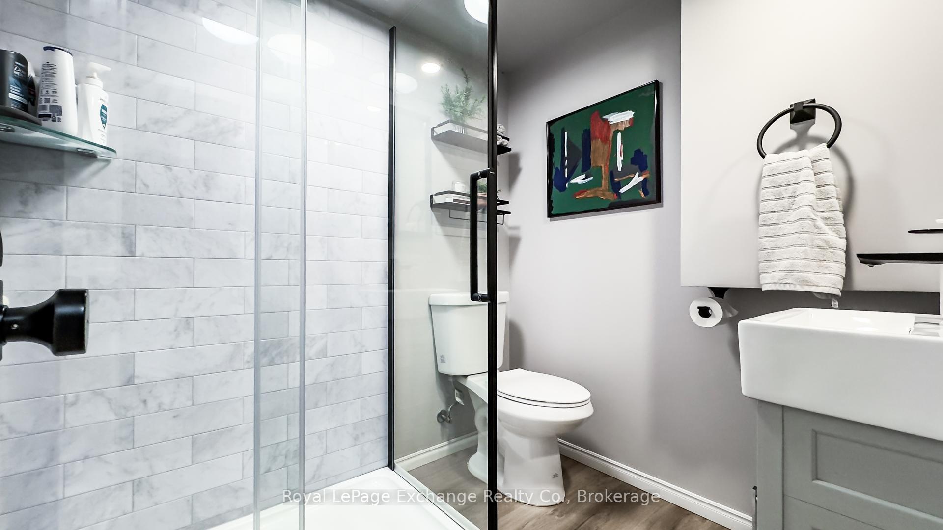Photo 25 of 4 Inverlyn Crescent N, Kincardine — HOMEH