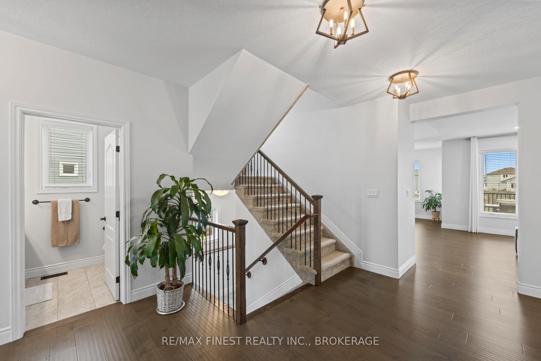 Photo 6 of 515 Beth Crescent, Kingston, City Northwest — HOMEH