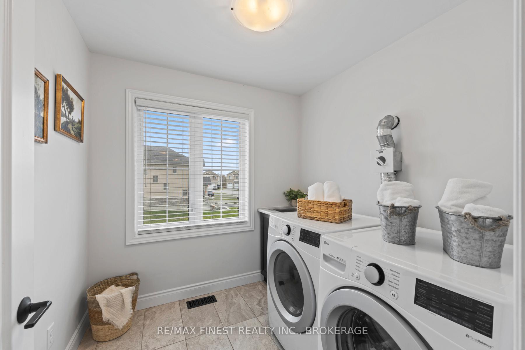 Photo 21 of 515 Beth Crescent, Kingston, City Northwest — HOMEH