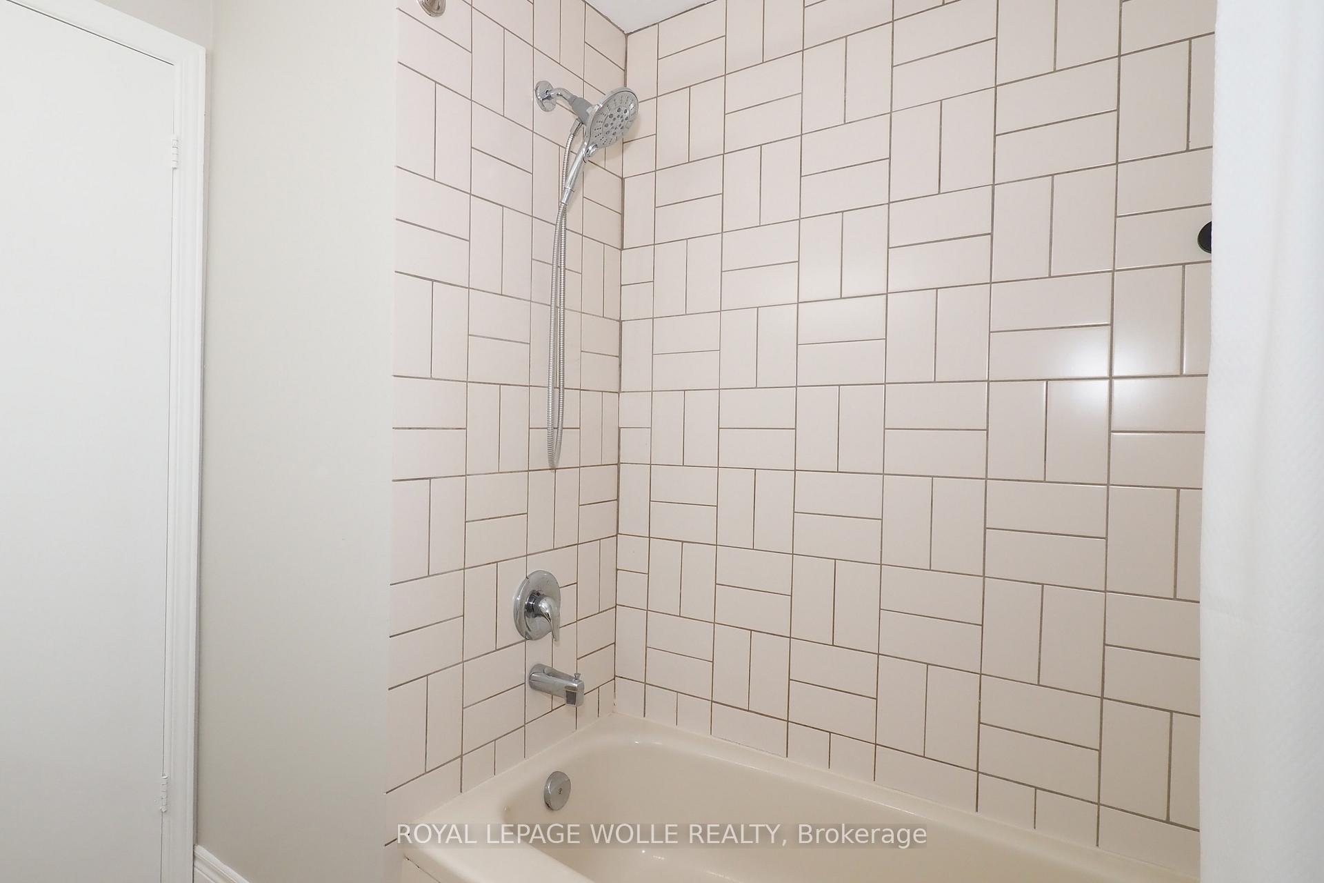 Photo 31 of 7 Caprice Court, Kitchener — HOMEH