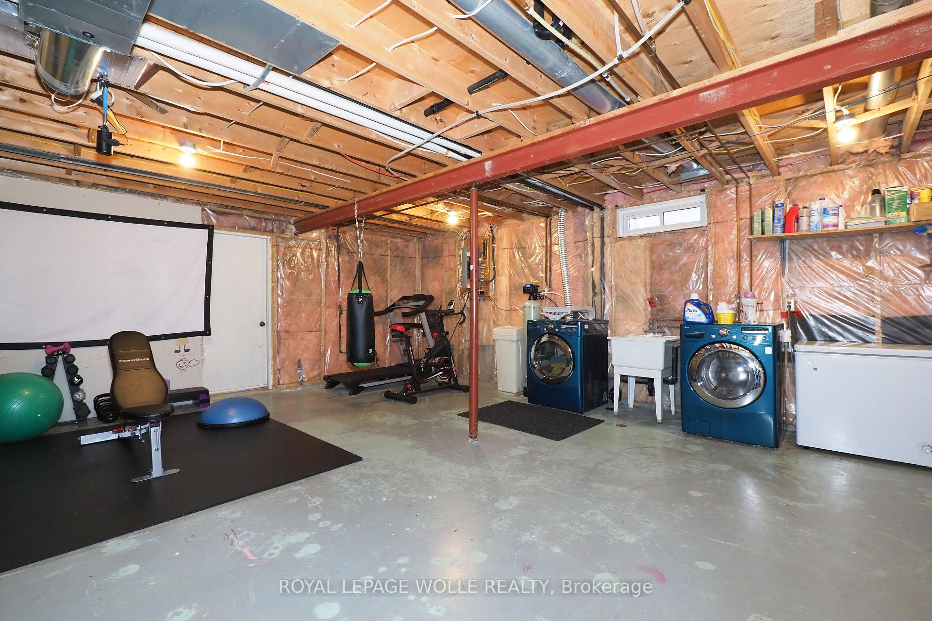 Photo 32 of 7 Caprice Court, Kitchener — HOMEH