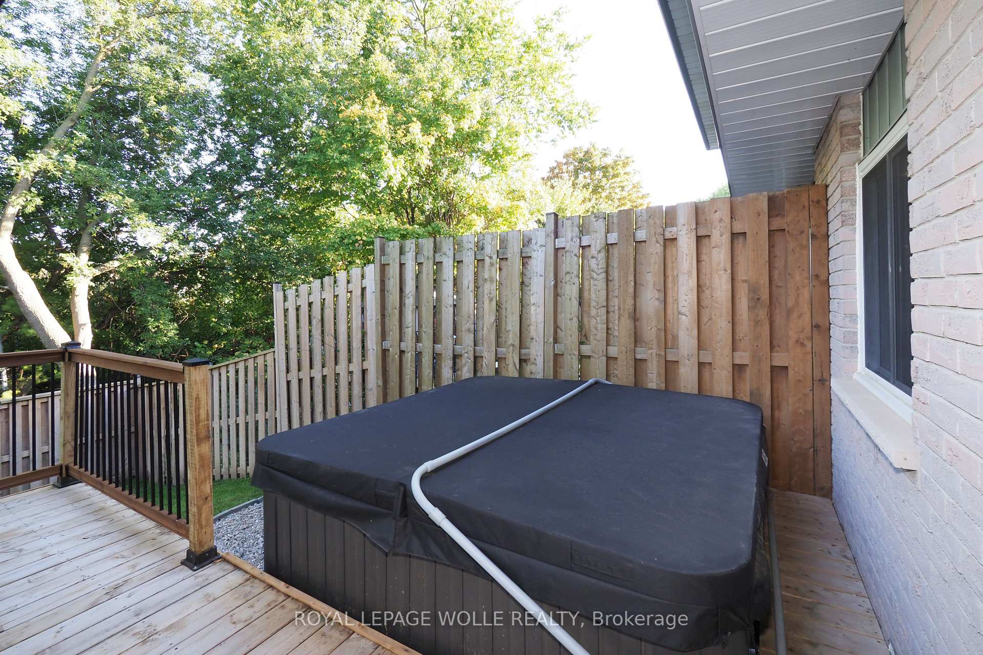 Photo 37 of 7 Caprice Court, Kitchener — HOMEH