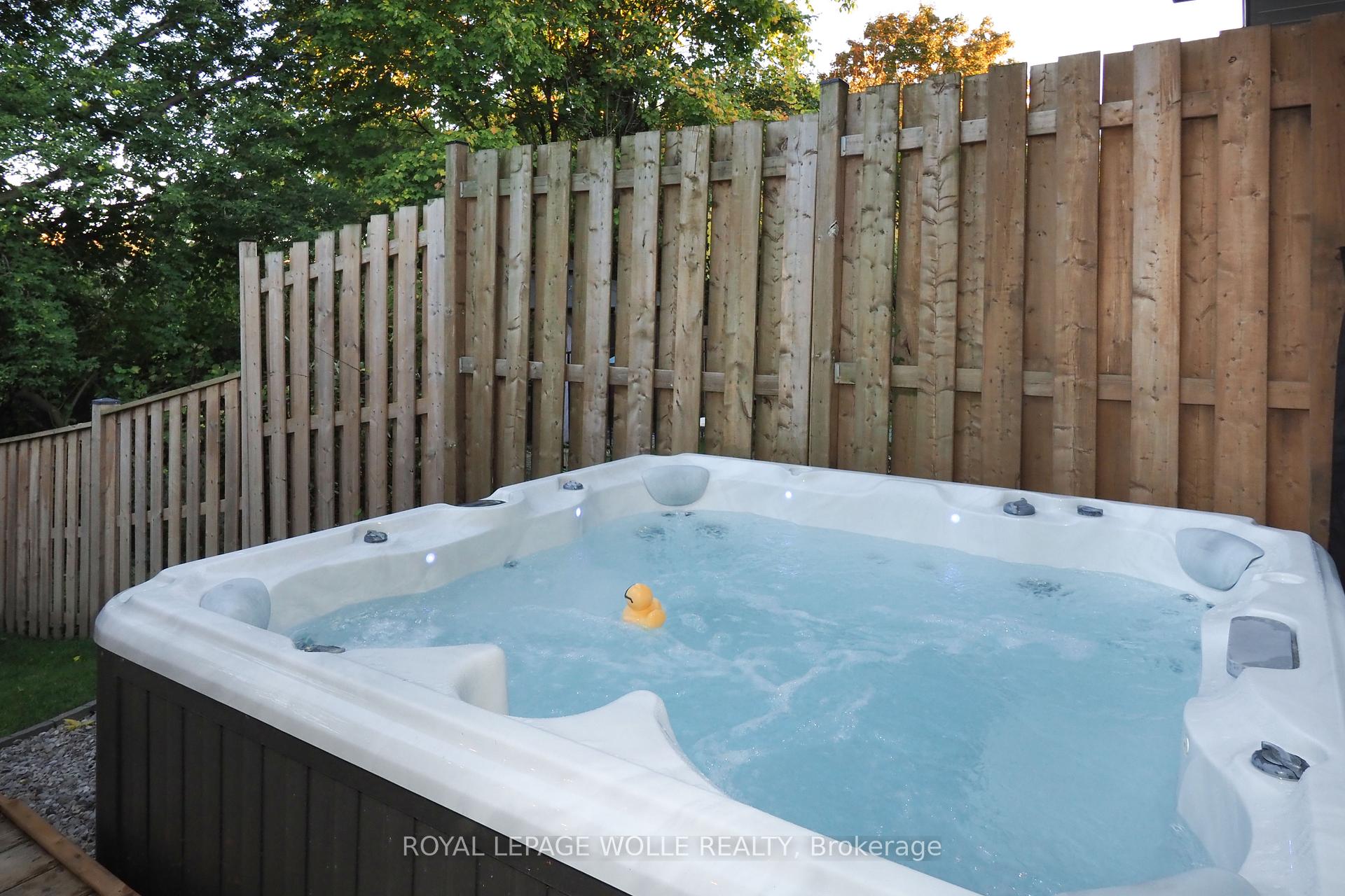 Photo 45 of 7 Caprice Court, Kitchener — HOMEH