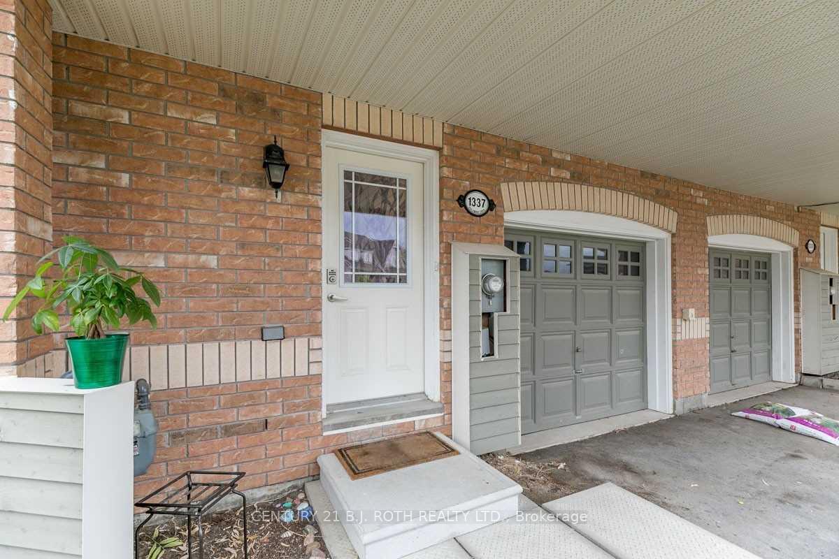 Photo 2 of 1337 Coleman Crescent, Innisfil, Alcona — HOMEH