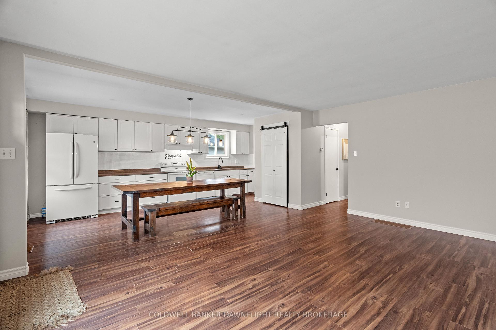 Photo 7 of 105 Kleinfeldt Avenue, Lucan Biddulph, Lucan — HOMEH
