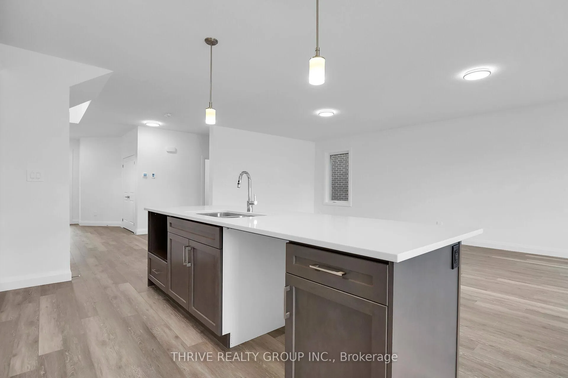 Photo 8 of 2400 Jordan Boulevard, London, North S — HOMEH