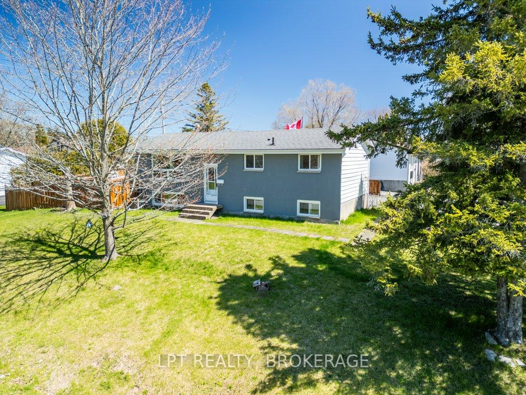 Photo 1 of 3 Deerfield Street, Loyalist, Amherstview — HOMEH