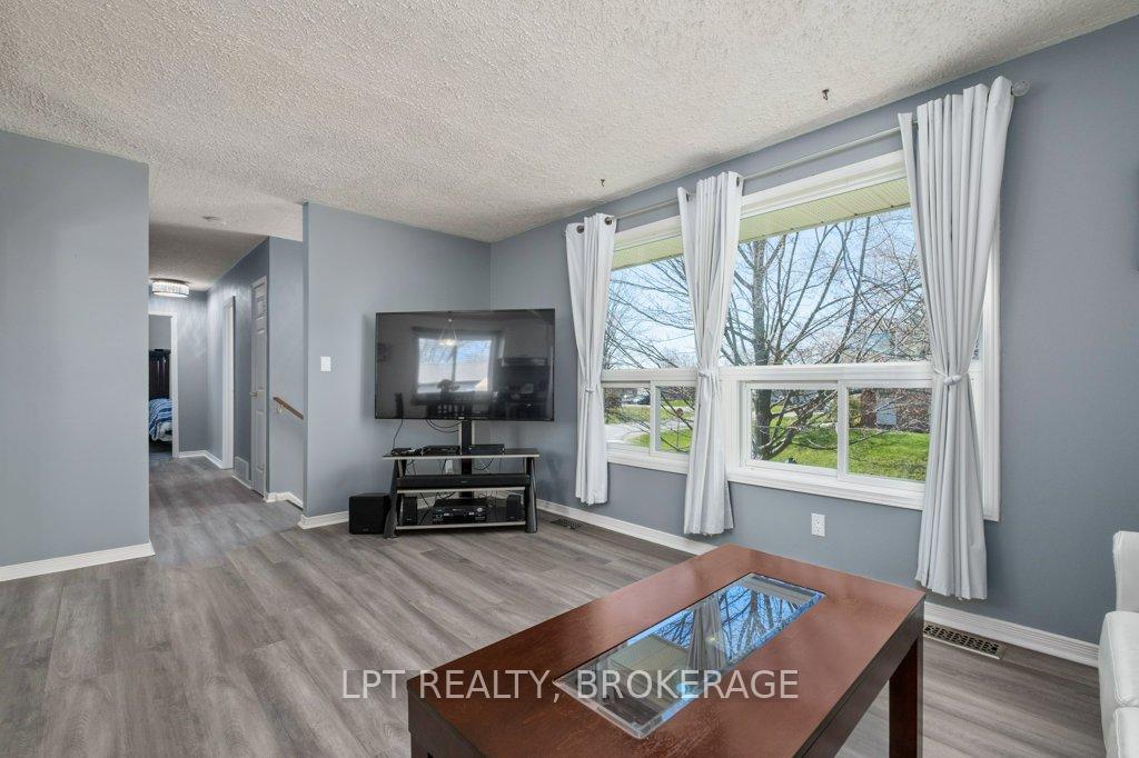 Photo 9 of 3 Deerfield Street, Loyalist, Amherstview — HOMEH