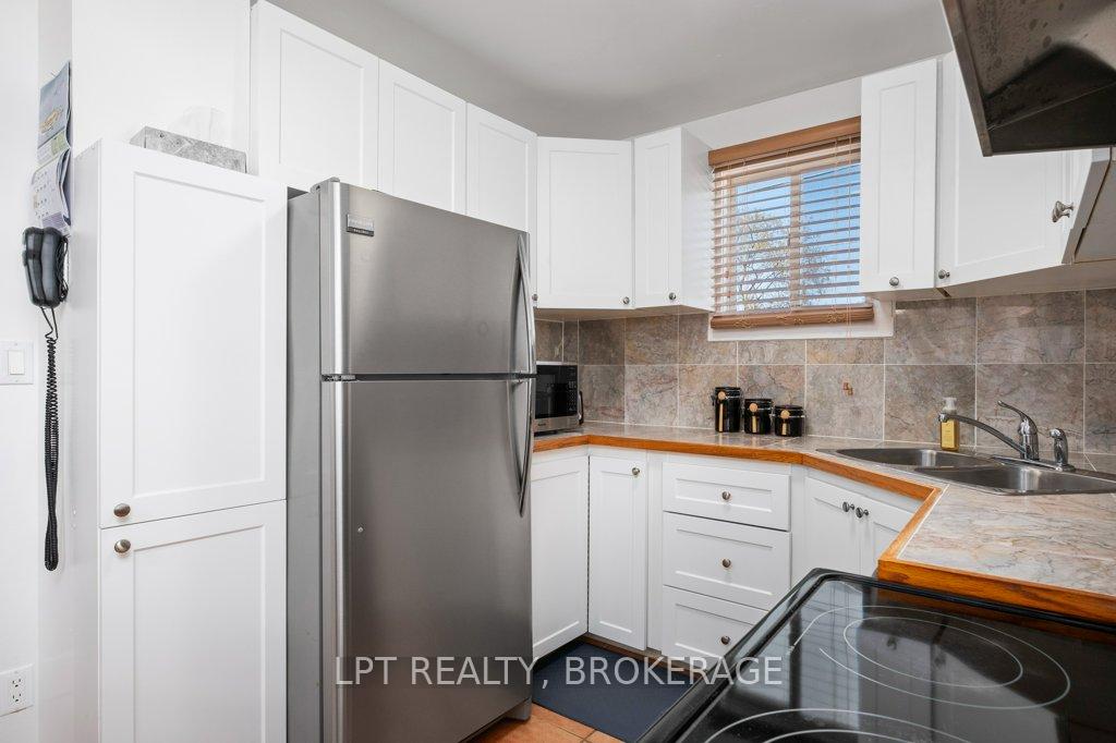 Photo 13 of 3 Deerfield Street, Loyalist, Amherstview — HOMEH