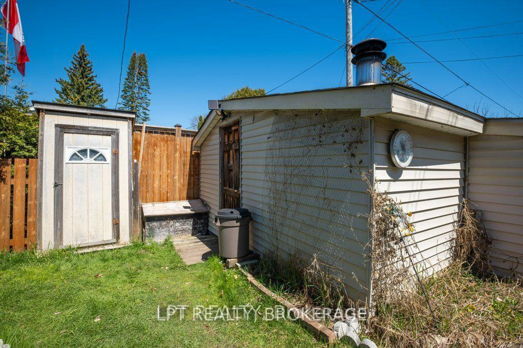 Photo 37 of 3 Deerfield Street, Loyalist, Amherstview — HOMEH