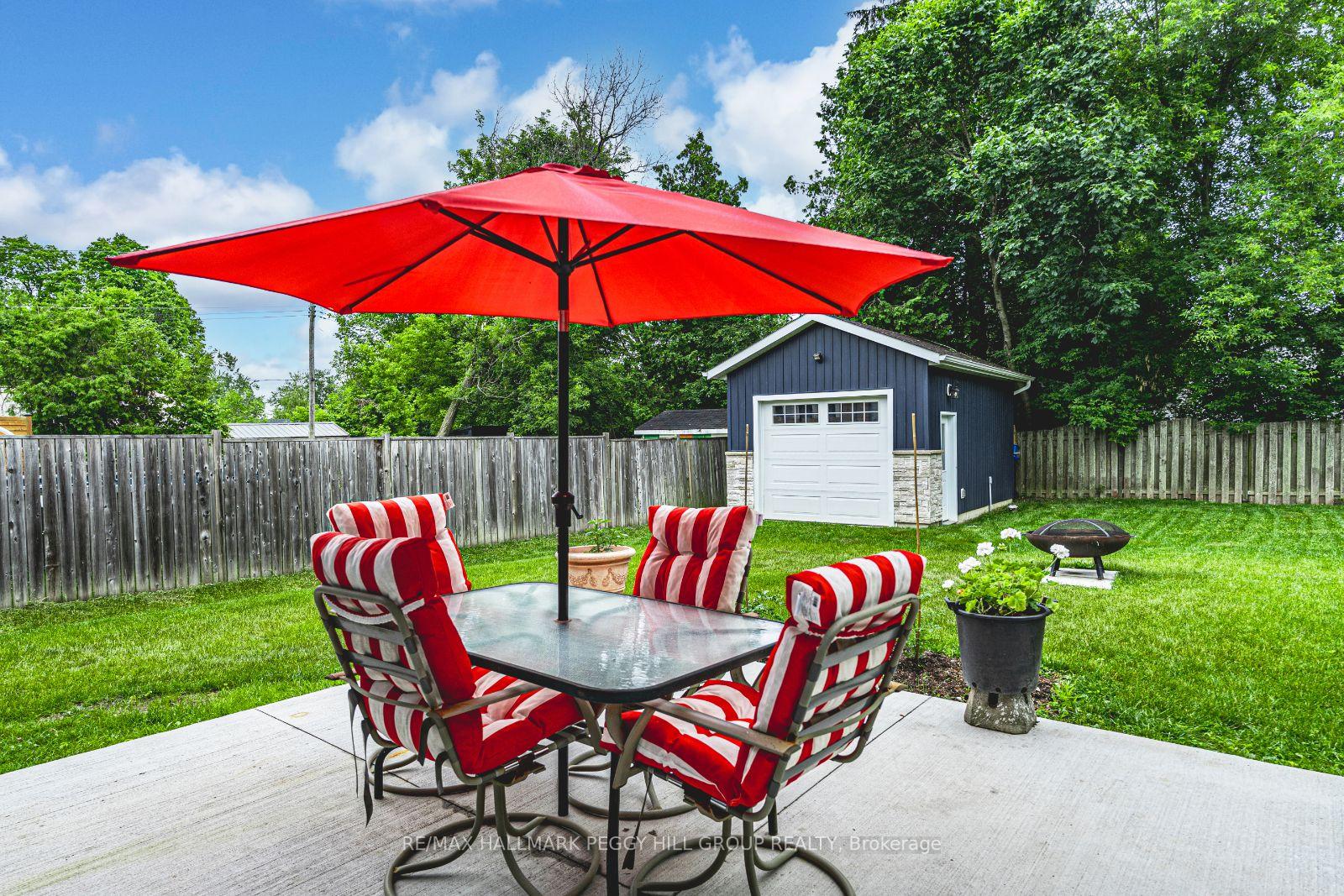 Photo 16 of 679 10th Line, Innisfil, Rural Innisfil — HOMEH