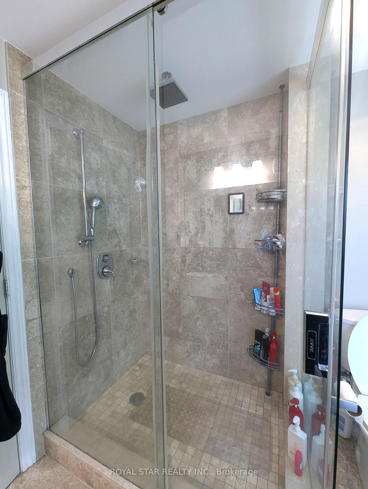 Photo 18 of 18 Collingwood Crescent, Ottawa, Kanata - Morgan's Grant/South March — HOMEH