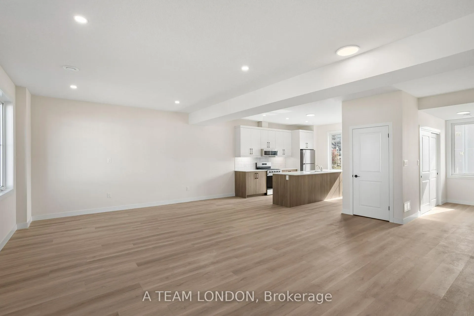 Photo 6 of Unit 193, 310 Callaway Road, London, North R — HOMEH