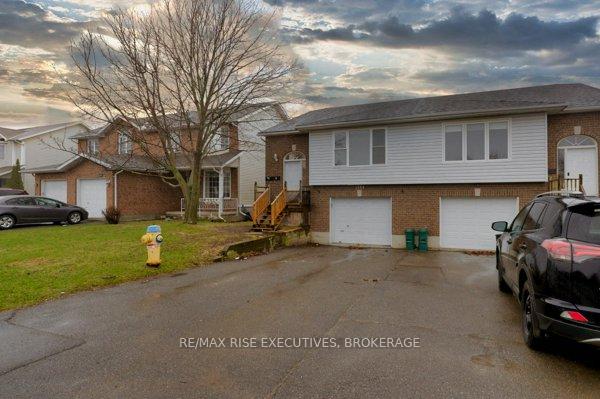Front of Unit 1, 1344 Brackenwood Crescent