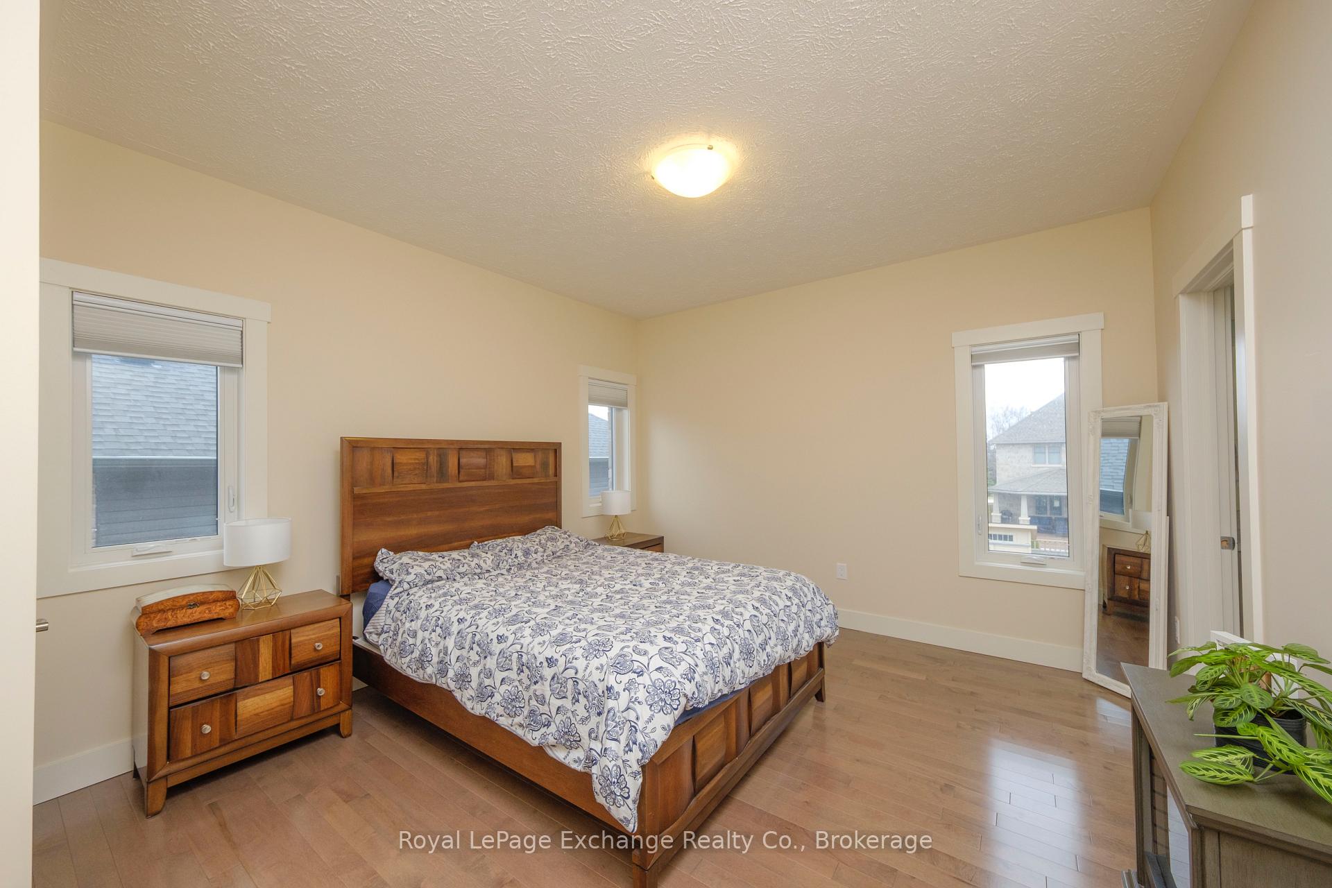Photo 20 of 40 Lakefield Drive, Kincardine — HOMEH