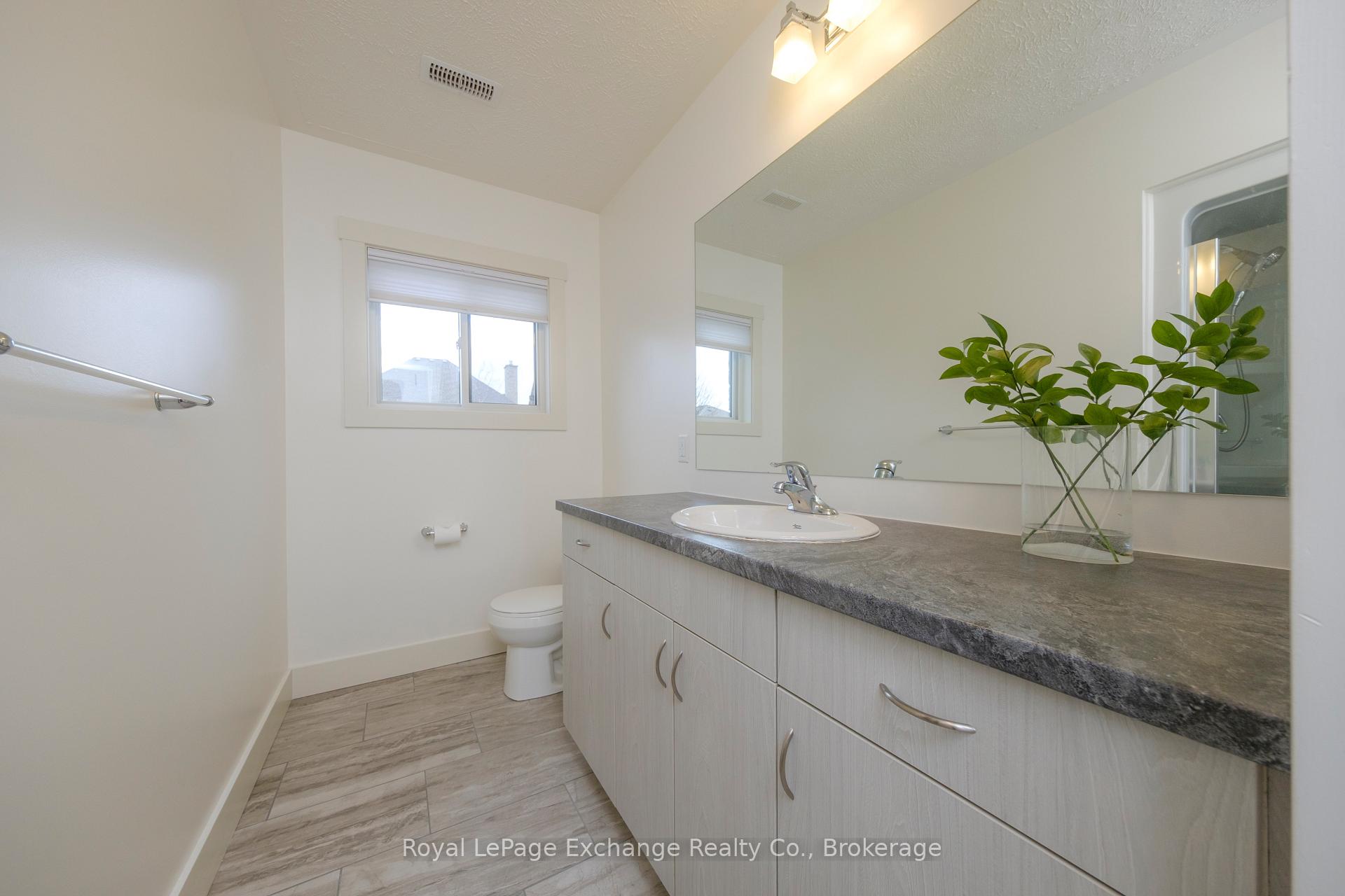 Photo 28 of 40 Lakefield Drive, Kincardine — HOMEH
