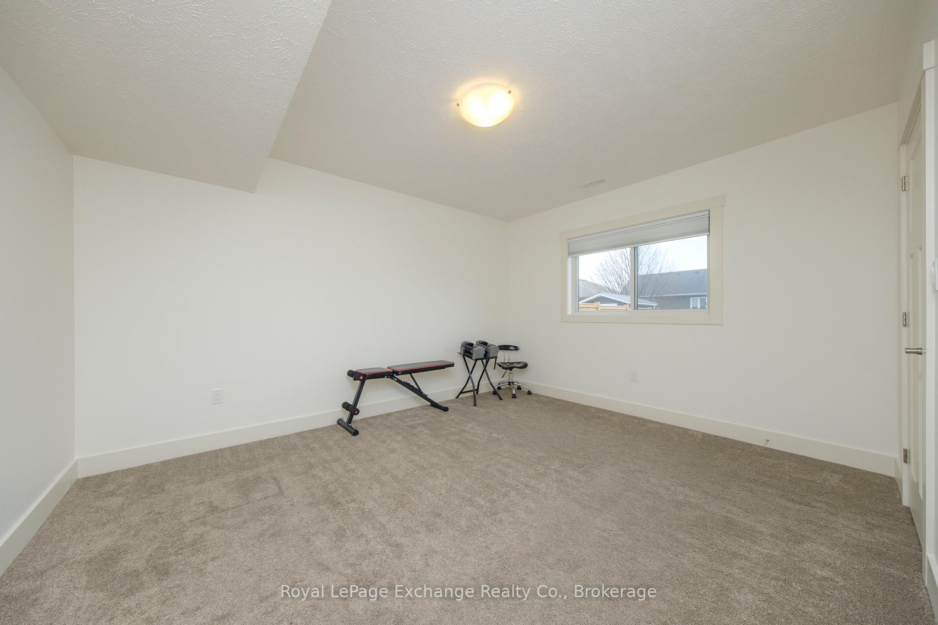 Photo 29 of 40 Lakefield Drive, Kincardine — HOMEH