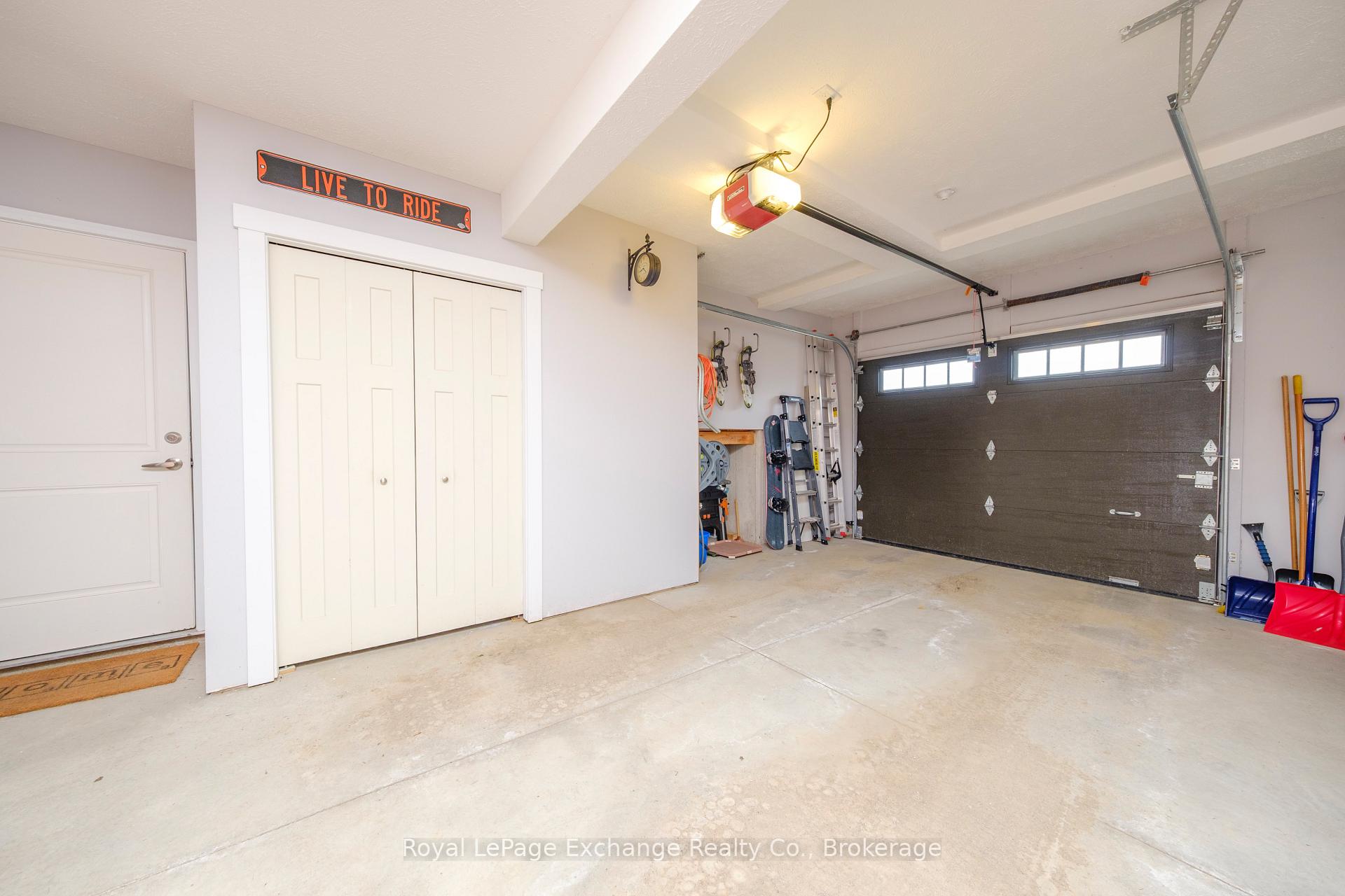 Photo 31 of 40 Lakefield Drive, Kincardine — HOMEH
