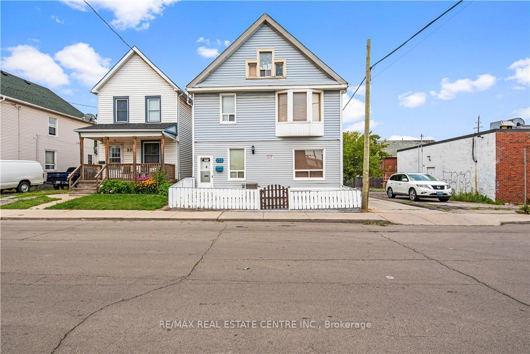 Photo 1 of Unit 2, 273 Rosslyn Avenue N, Hamilton, Crown Point — HOMEH