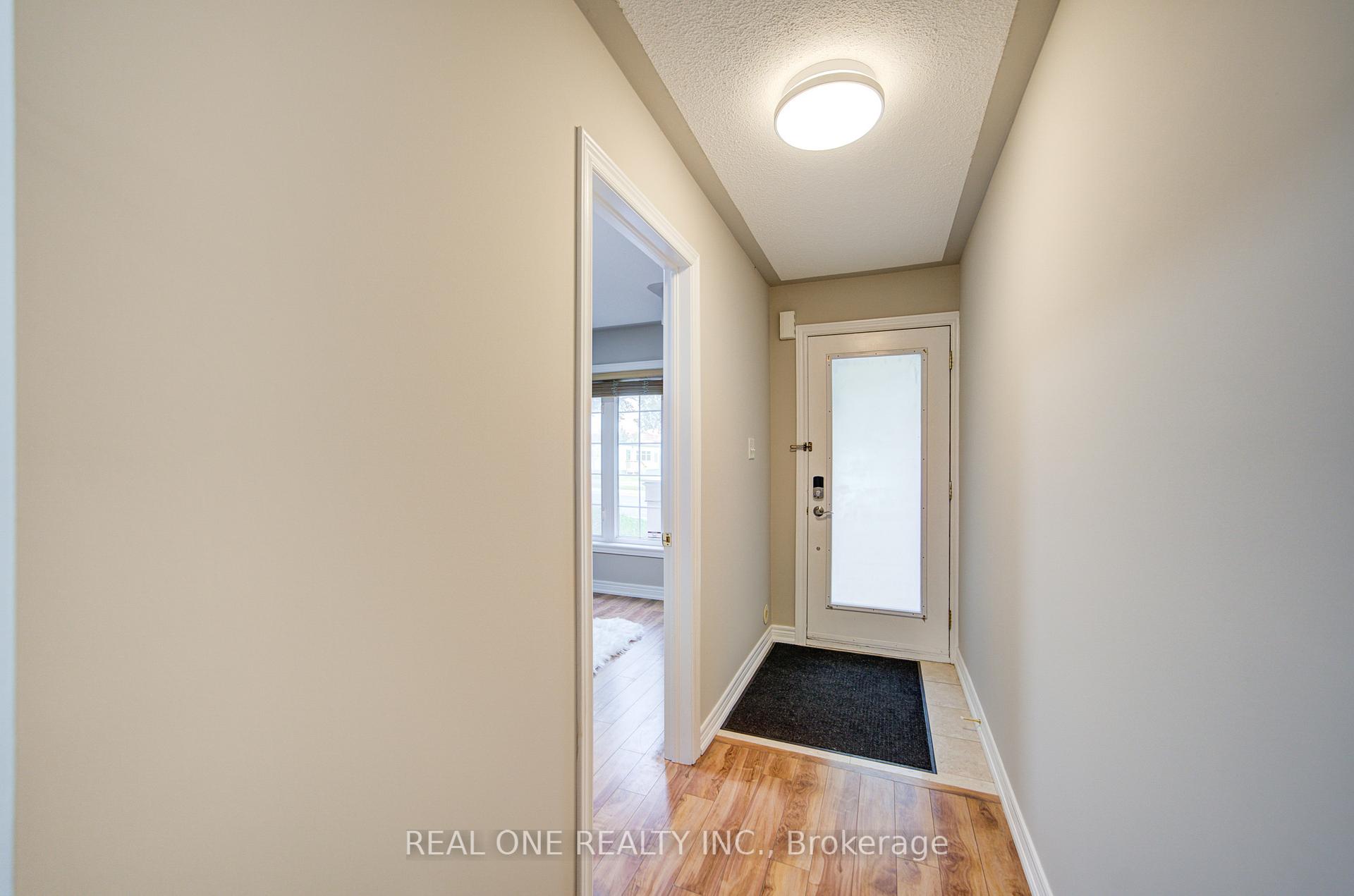 Photo 3 of 2799 Bur Oak Avenue, Markham, Cornell — HOMEH